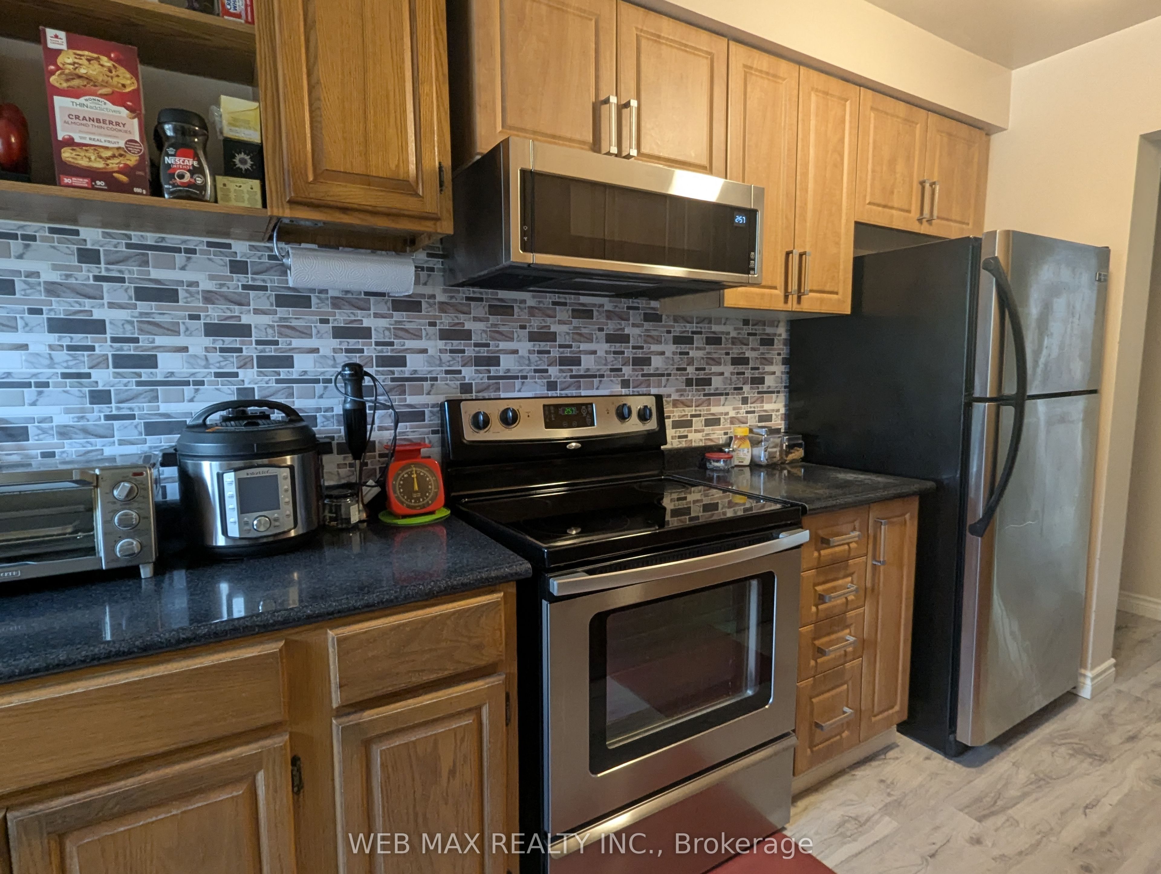 76 Carlingwood Court, Toronto, ON M1S 4R9 photo 3
