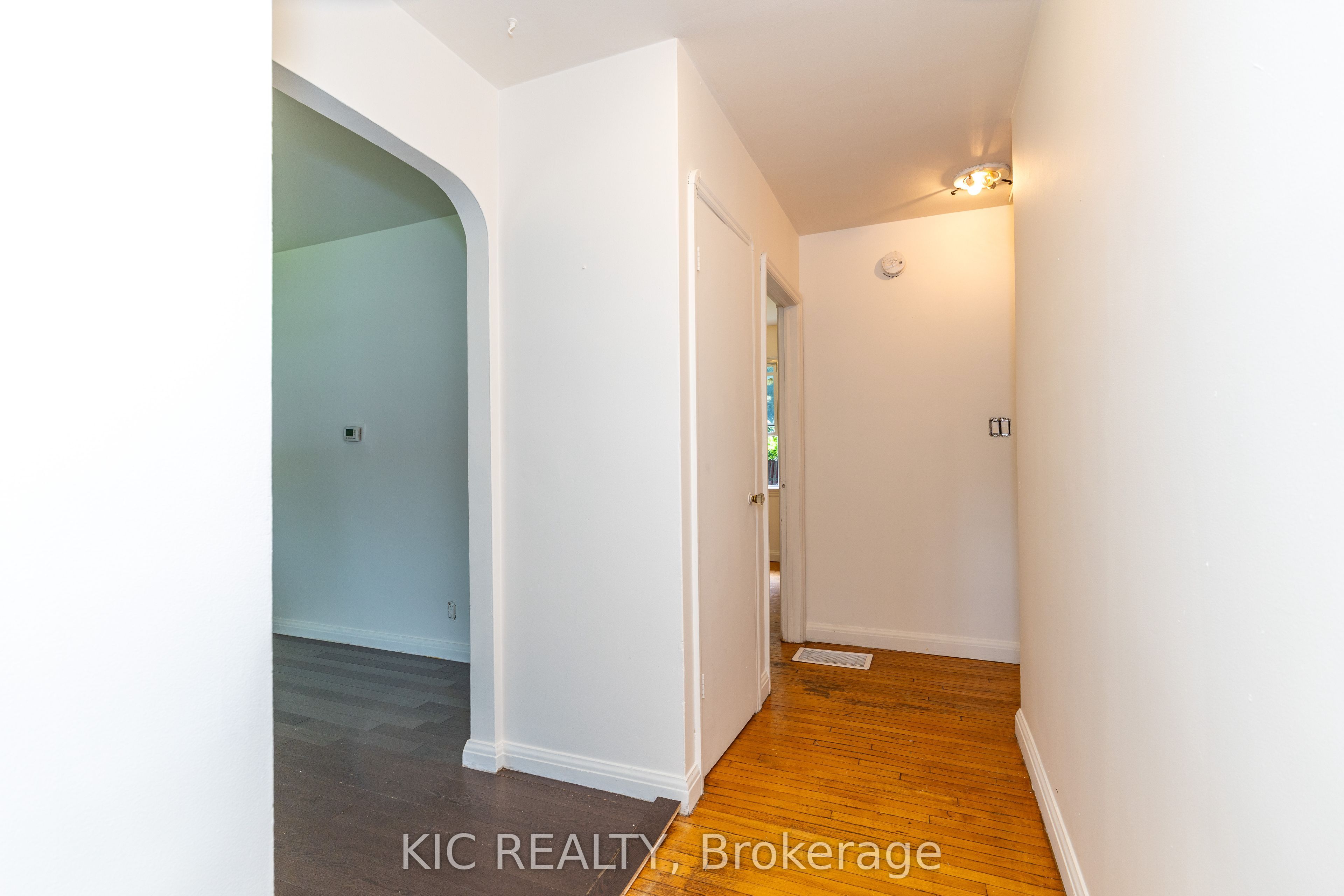 333 CADILLAC Avenue S, Oshawa, ON L1H 5Z9 photo 3