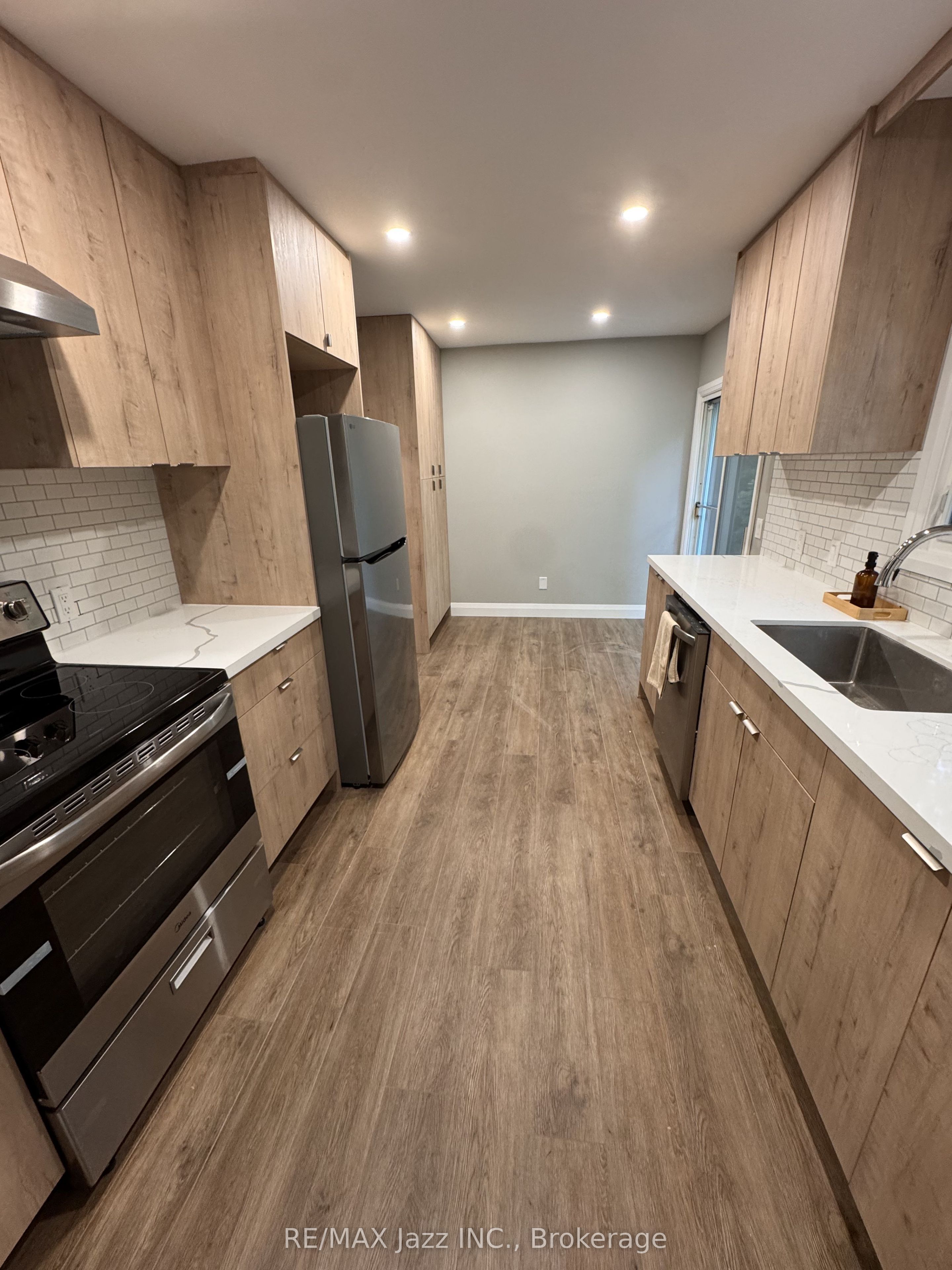 3025 Lockhart Road, Clarington, ON L1B 1L9 photo 3