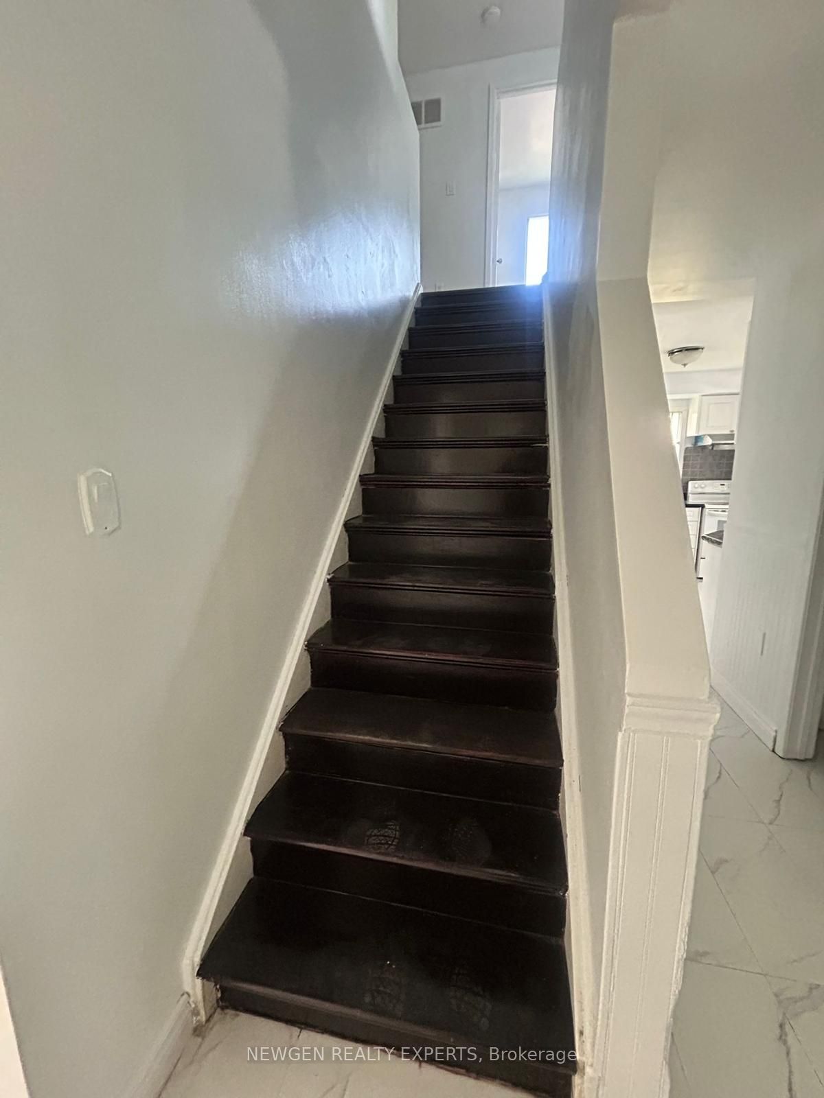 264 John Tabor Trail, Toronto, ON M1B 2R7 photo 2