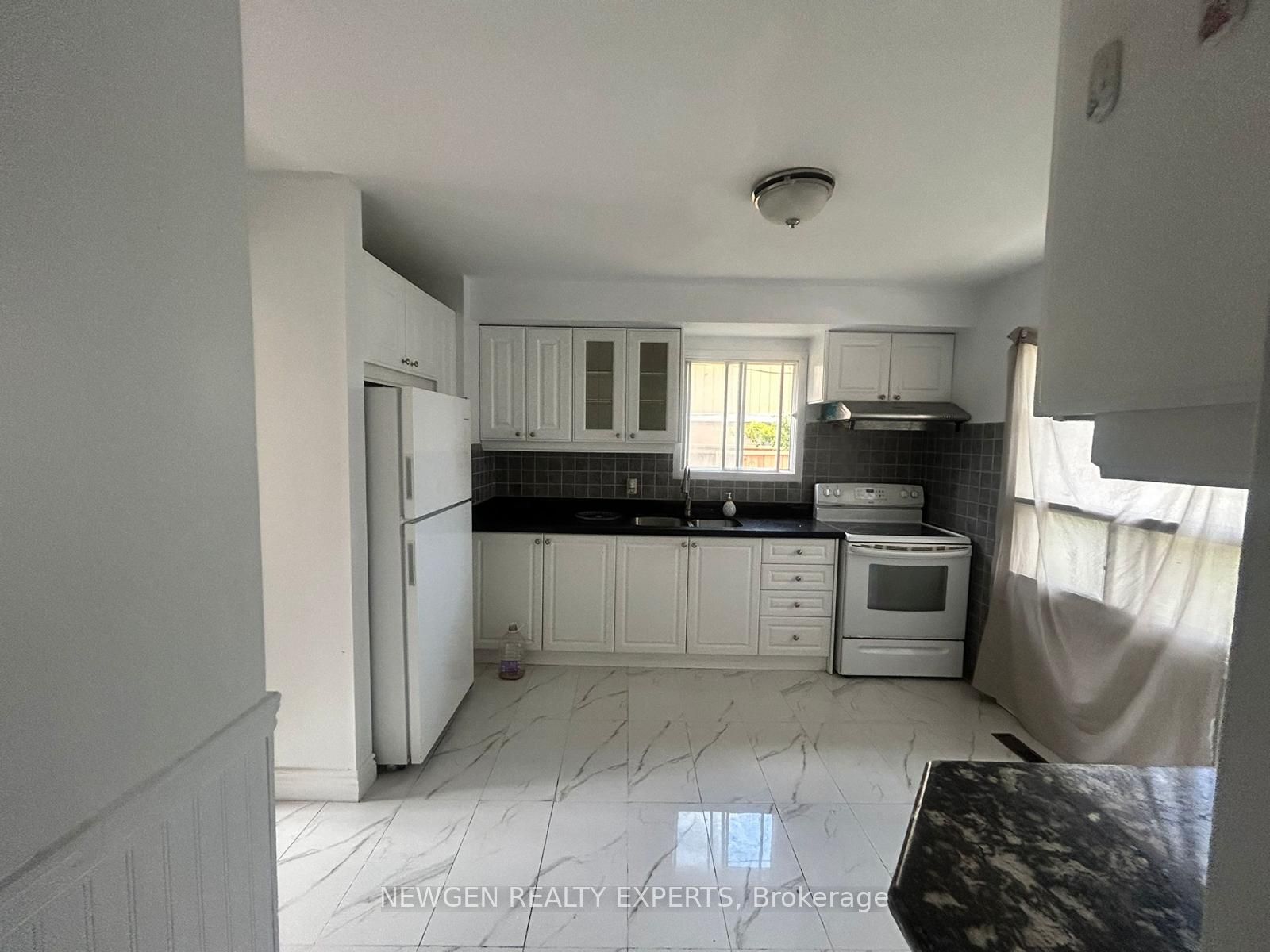 264 John Tabor Trail, Toronto, ON M1B 2R7 photo 3
