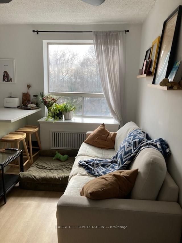 204 Kingston Road 104, Toronto, ON M4L 1S7 photo 3