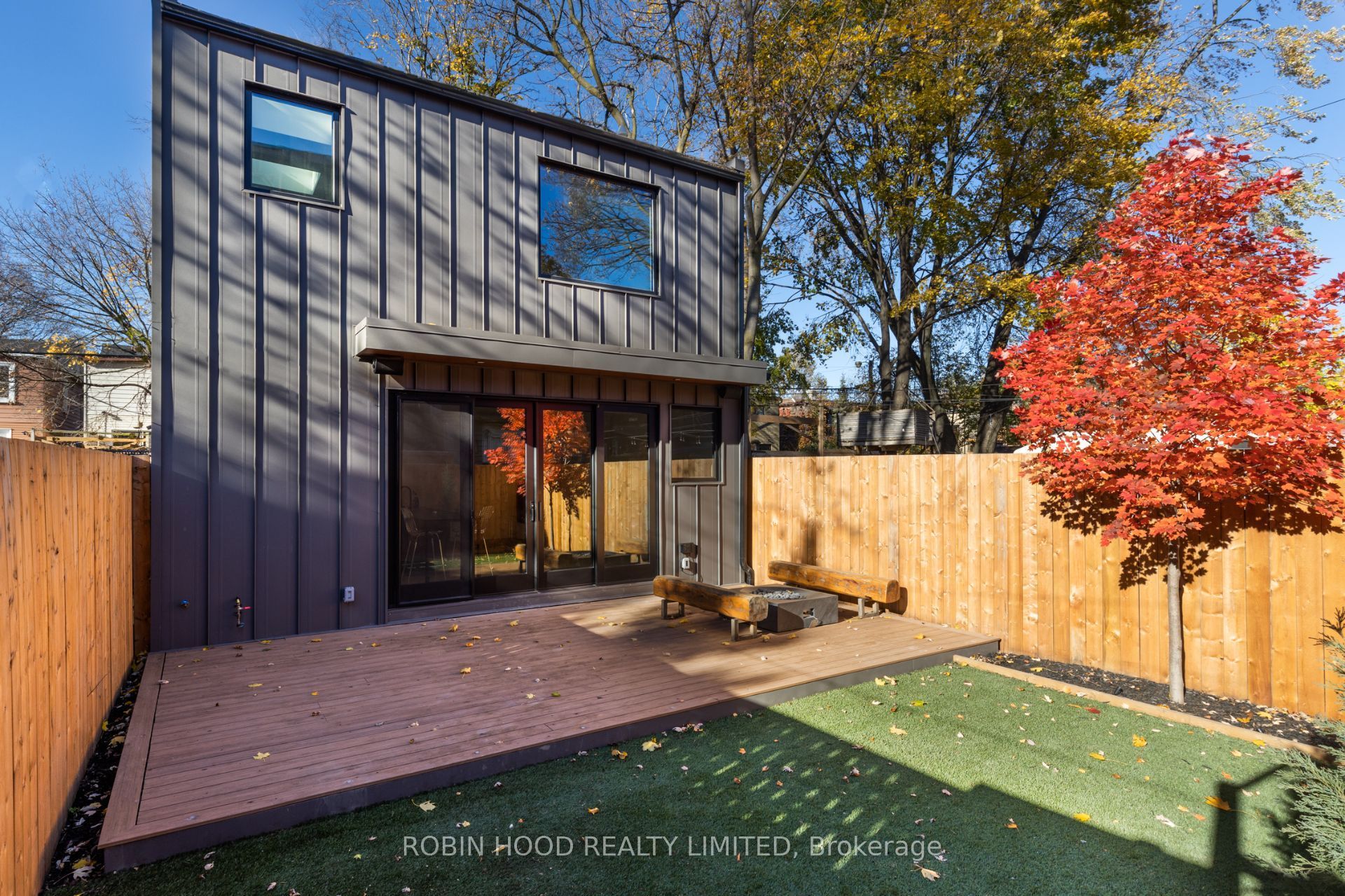 60 Jones Avenue R/Laneway, Toronto, ON M4M 2Z8 photo 4