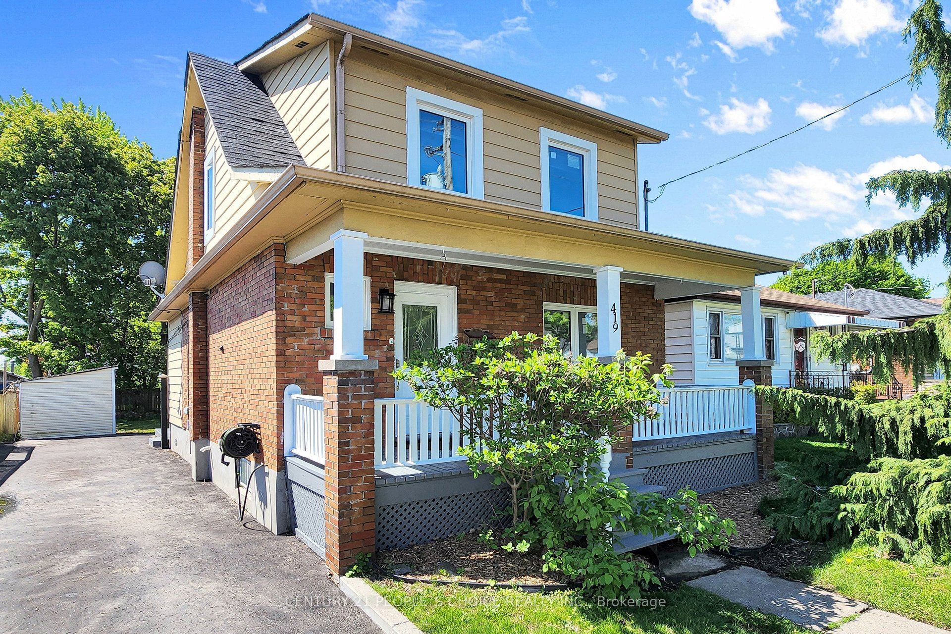 419 Adelaide Avenue W, Oshawa, ON L1J 2R9