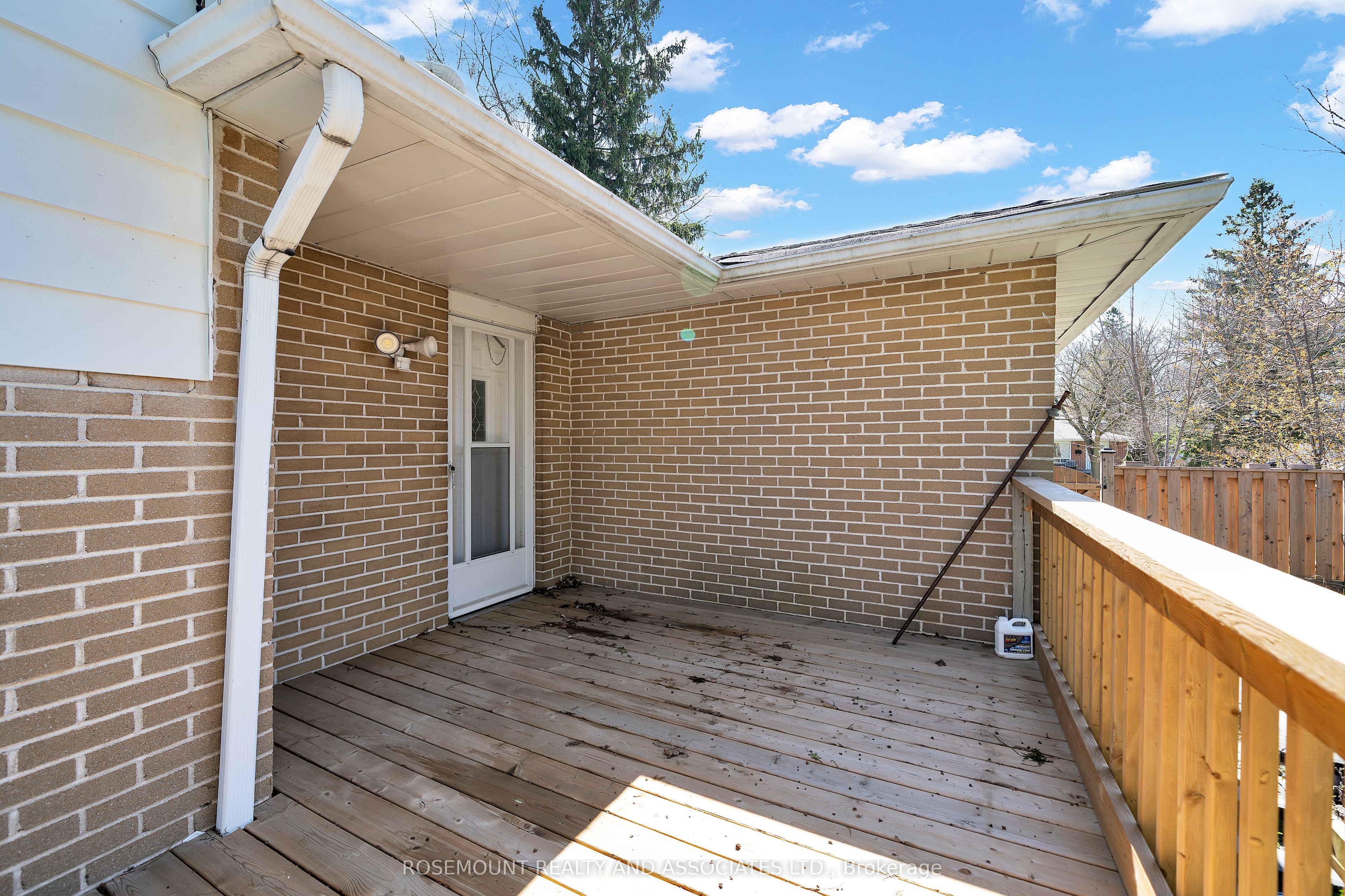 4 Carwin Crescent Basement, Ajax, ON L1S 6G6 photo 3