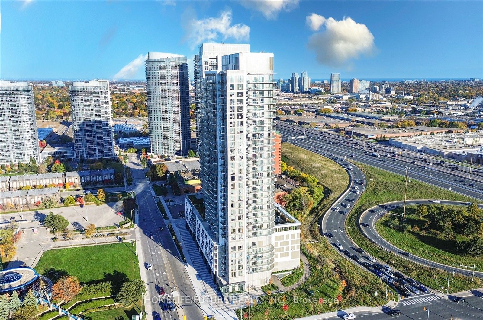 2031 Kennedy Road 2715, Toronto, ON M1P 2M1 photo 3