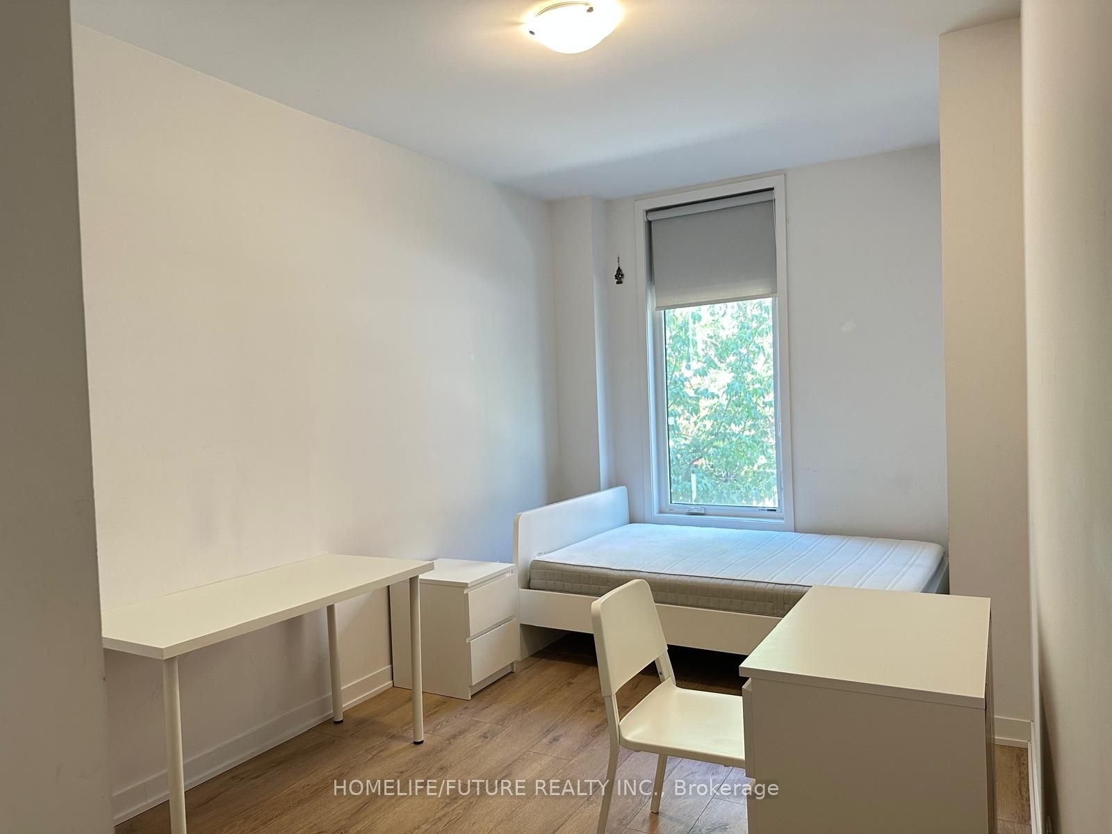 1760 Simcoe Street N 65, Oshawa, ON L3G 0C3 photo 3