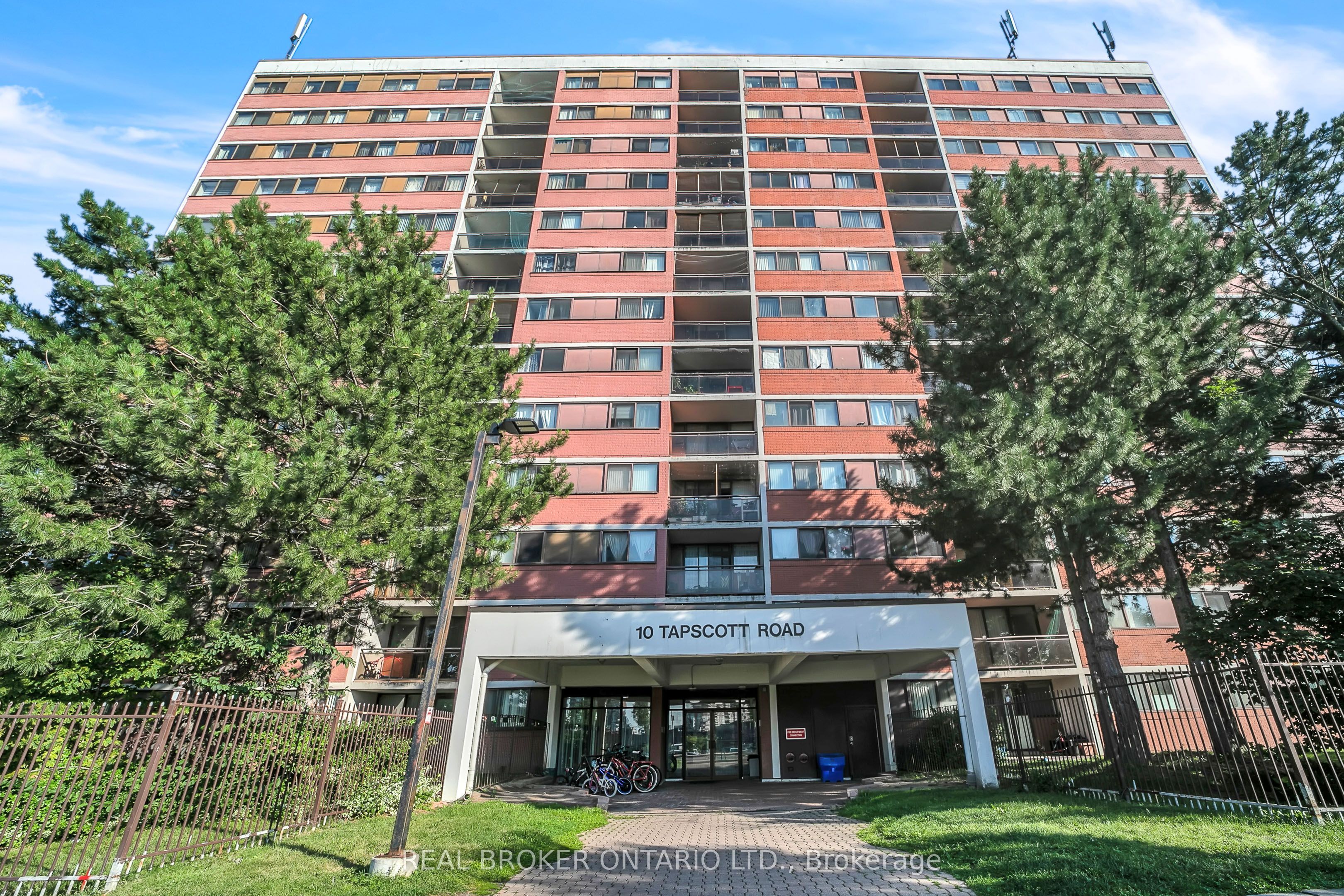 10 Tapscott Road 810, Toronto, ON M1B 3L9 photo 2