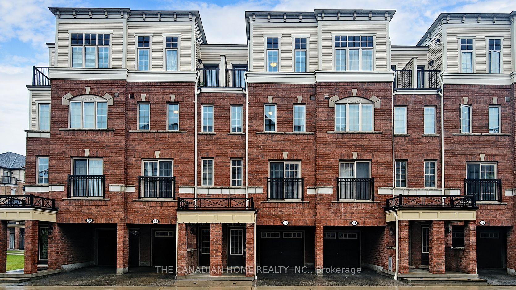 46 Filly Path, Oshawa, ON L1L 0K9