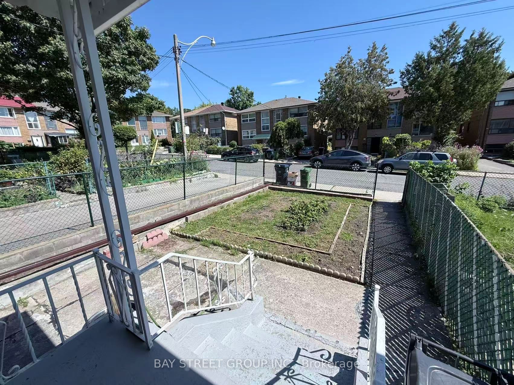 366 Highfield Road, Toronto, ON M4L 2V6 photo 2