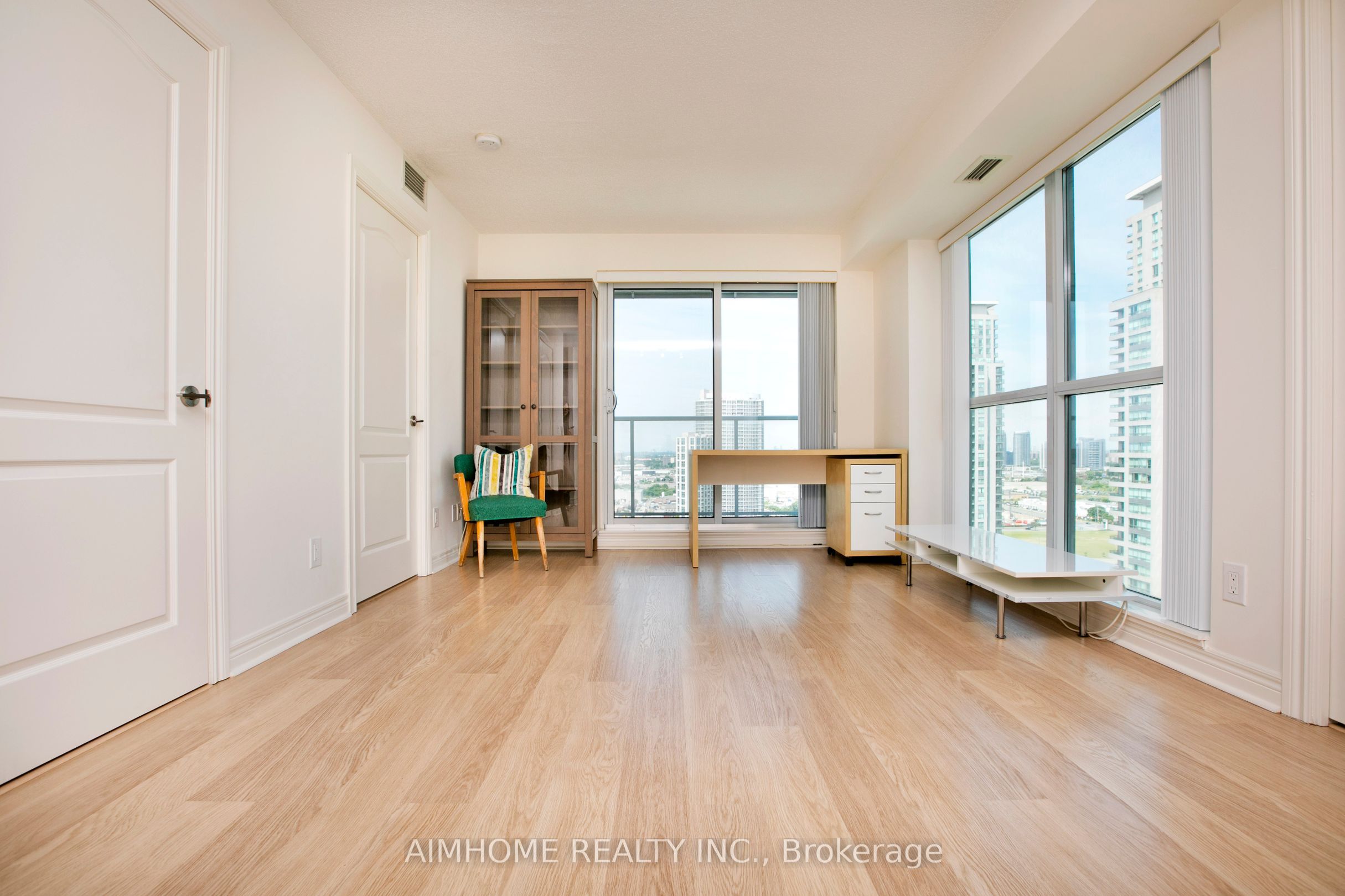 60 Town Centre Court 2402, Toronto, ON M1P 0B1 photo 4
