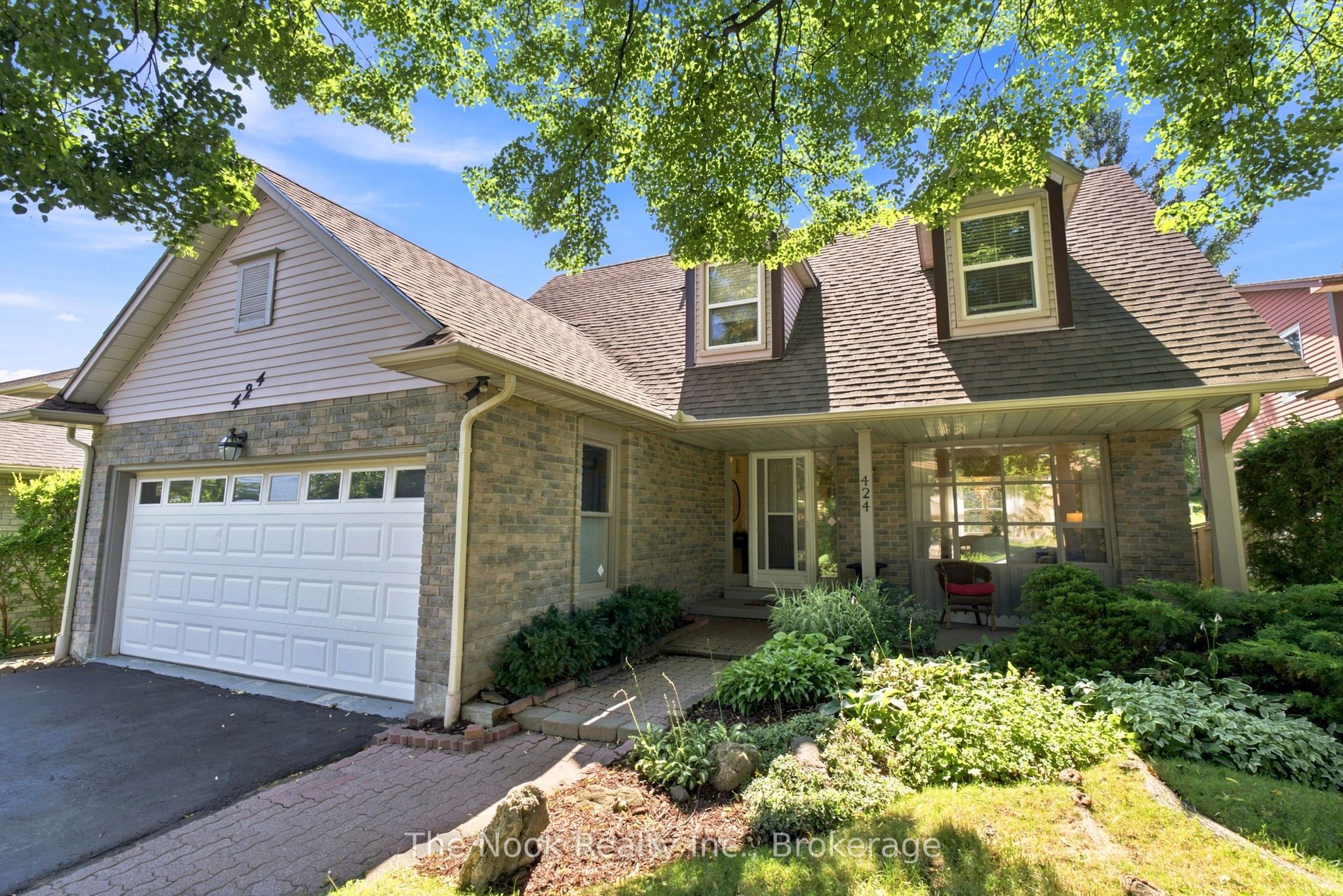 424 Prince Of Wales Drive, Whitby, ON L1N 6M9