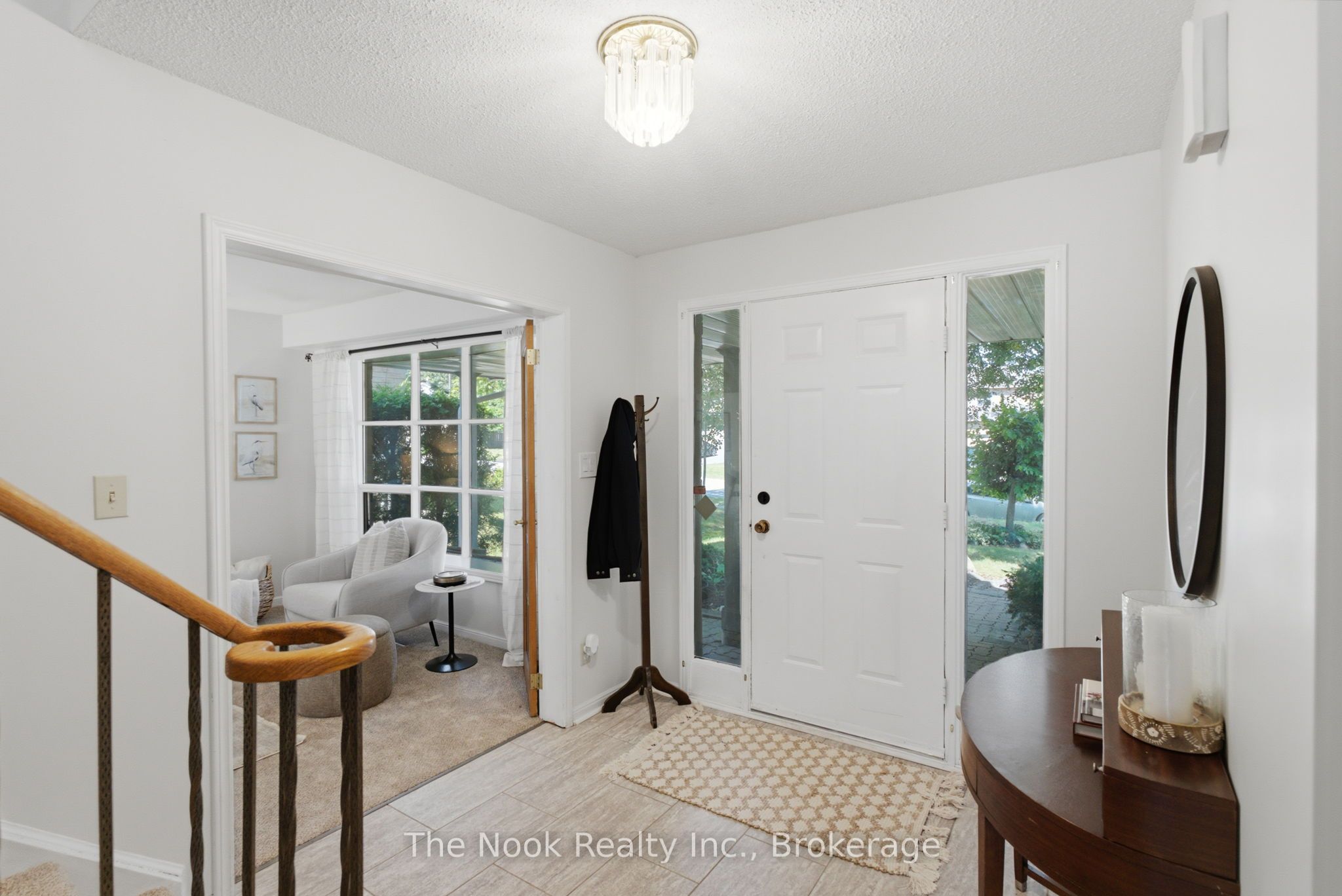 424 Prince Of Wales Drive, Whitby, ON L1N 6M9 photo 5