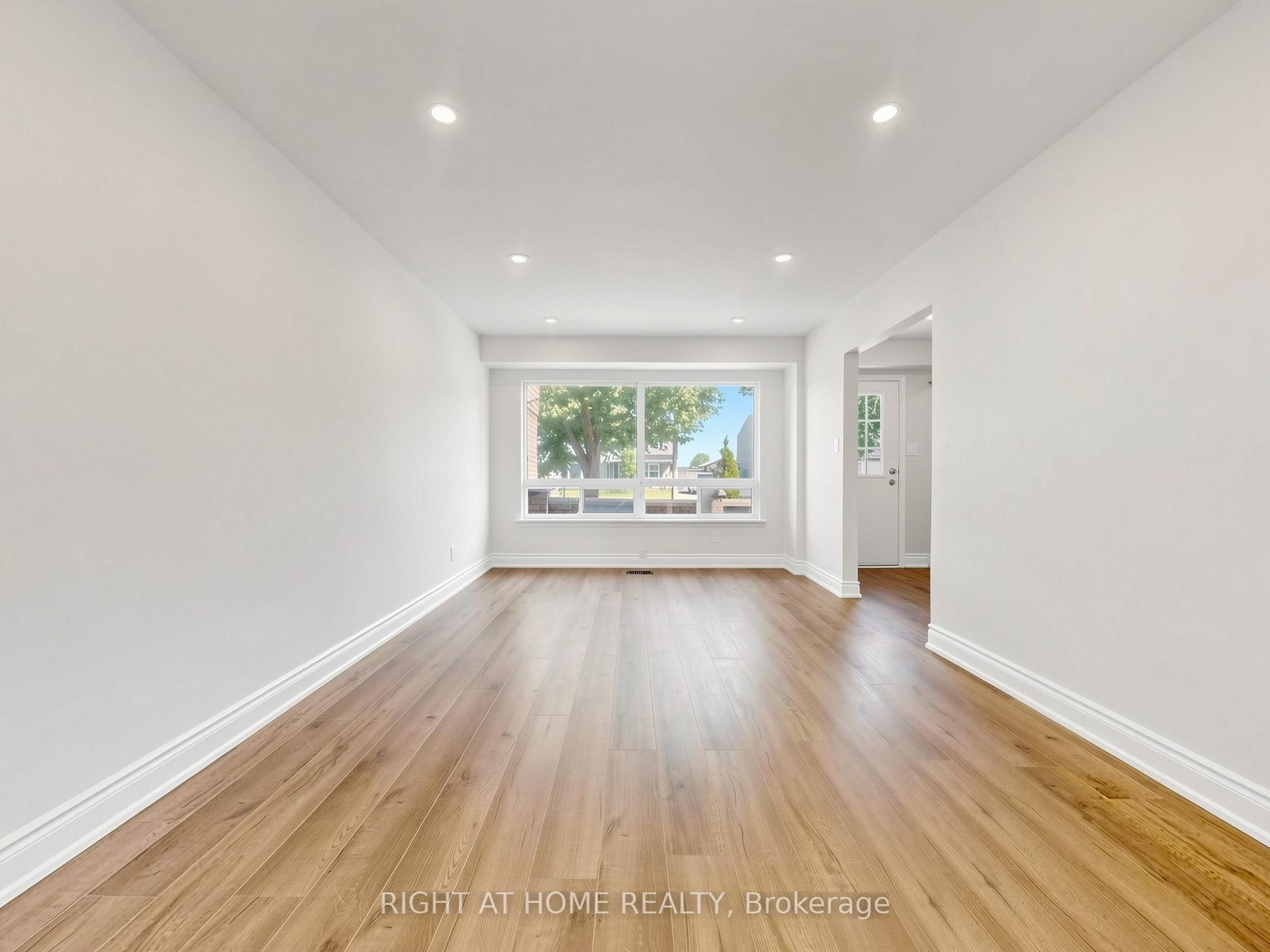 1332 Fenelon Crescent, Oshawa, ON L1J 6G1 photo 5