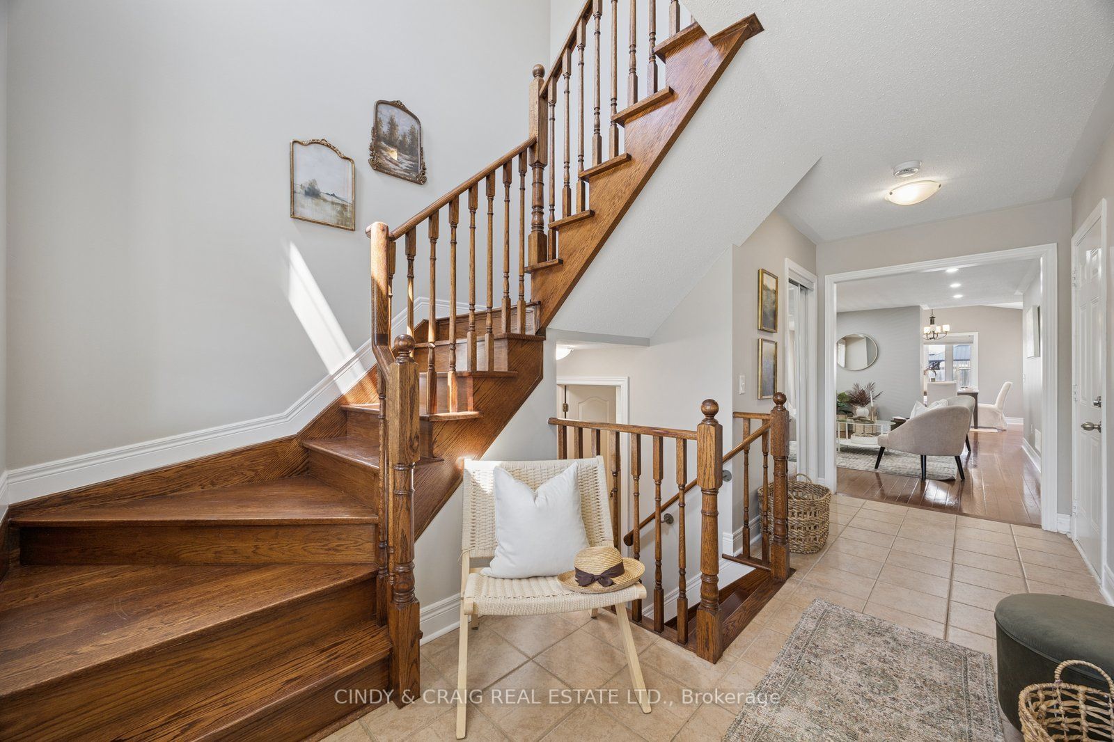 82 Dewell Crescent, Clarington, ON L1E 0B7 photo 2