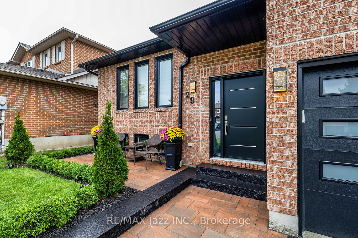 29 Harold Street, Whitby, ON L1N 8Z7 photo 4