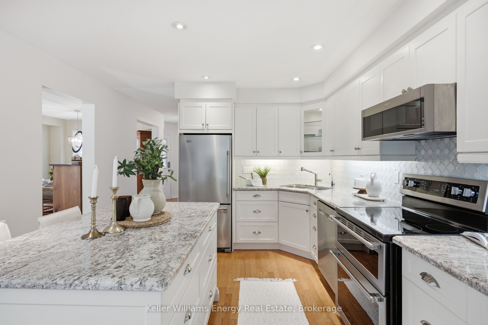 43 Knotty Pine Drive, Whitby, ON L1R 2H2 photo 4