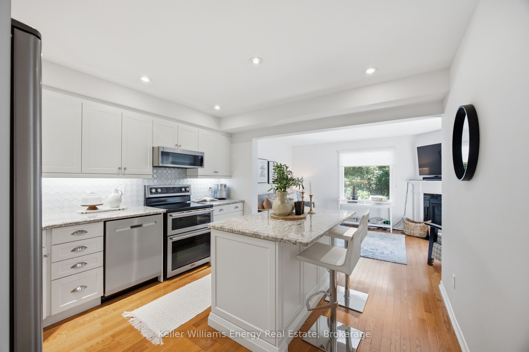 43 Knotty Pine Drive, Whitby, ON L1R 2H2 photo 5