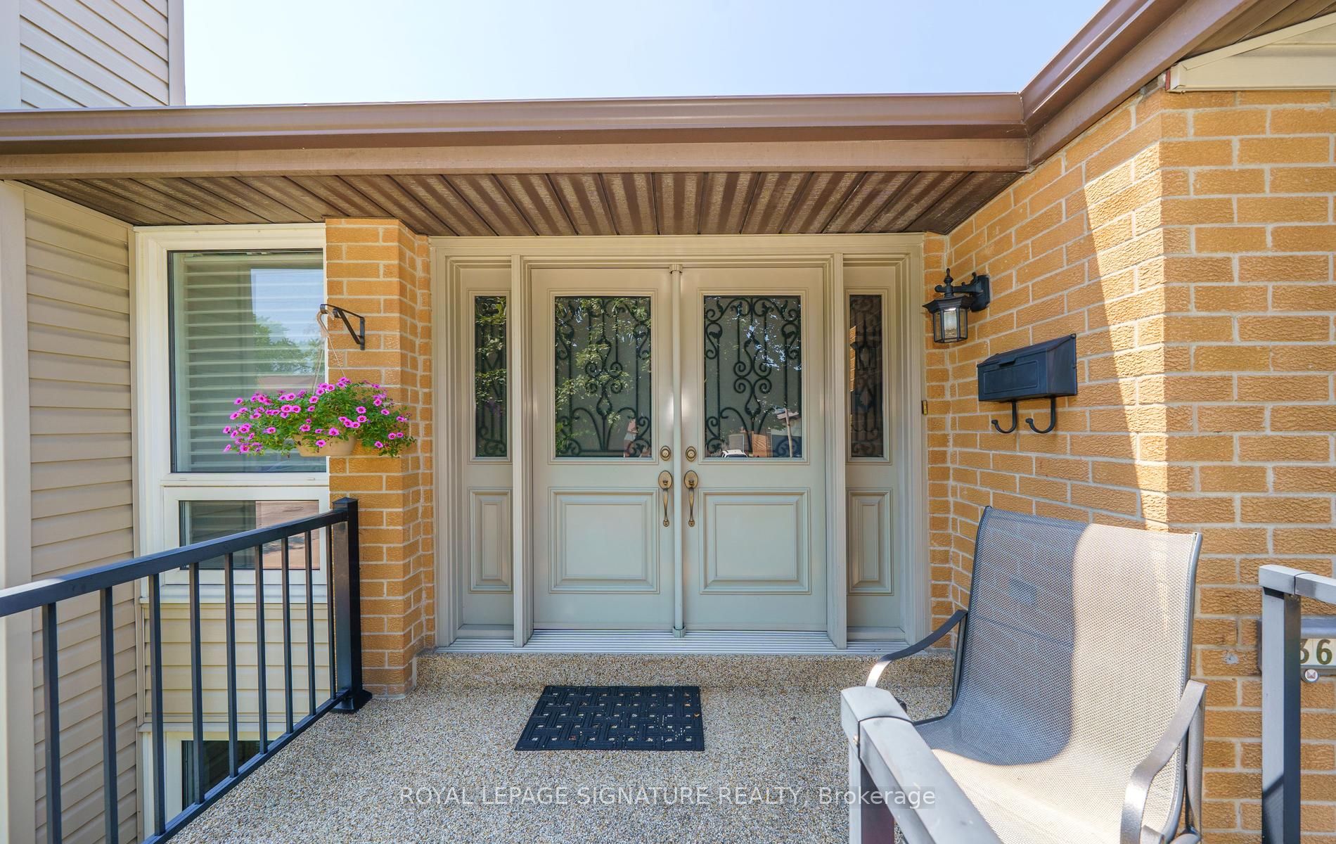 36 Chiefswood Square, Toronto, ON M1W 3J7 photo 2