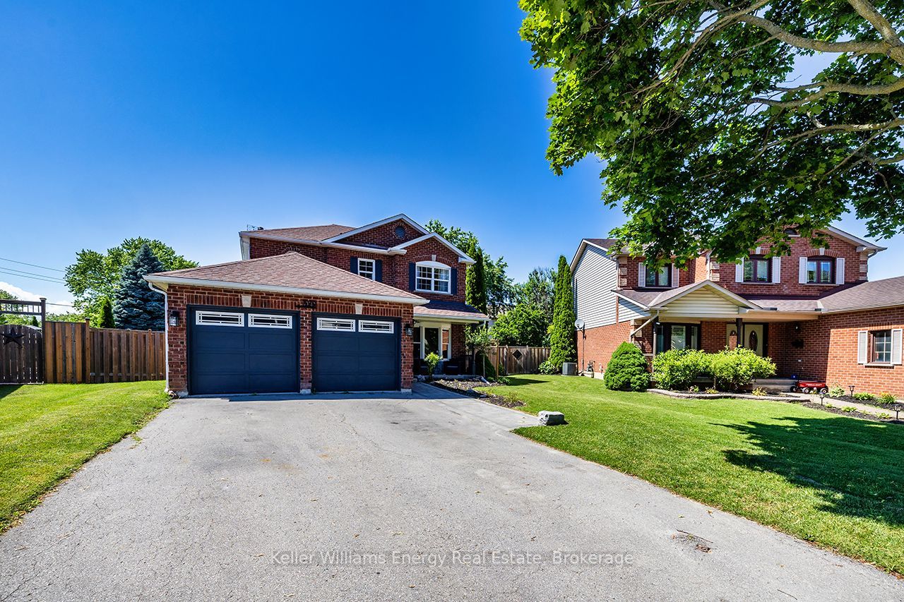 329 Challenger Court, Clarington, ON L1B 1K4 photo 4
