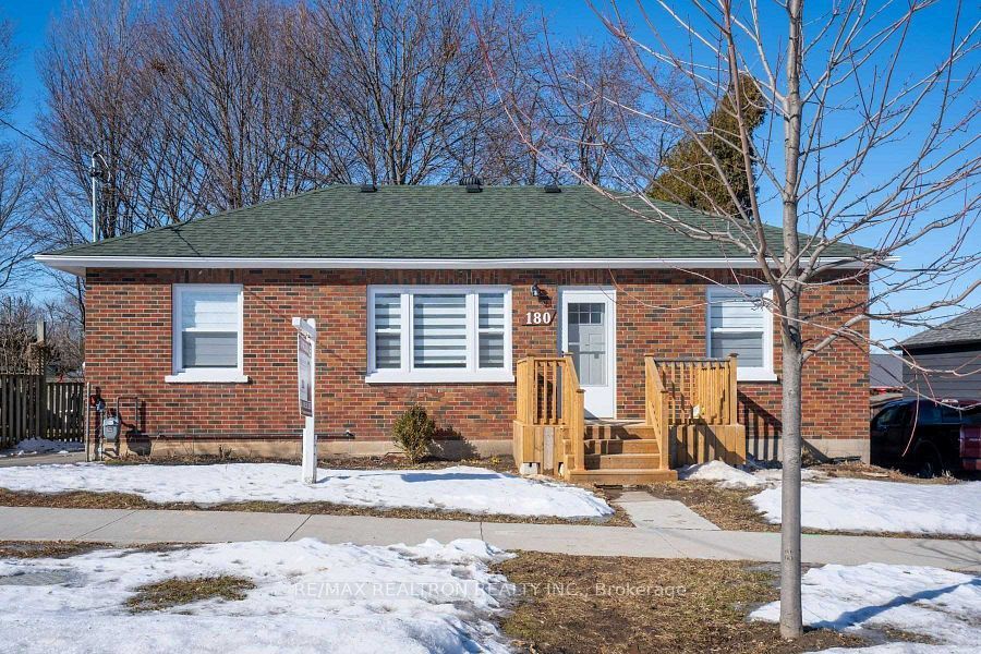 180 Hibbert Avenue, Oshawa, ON L1J 1V1