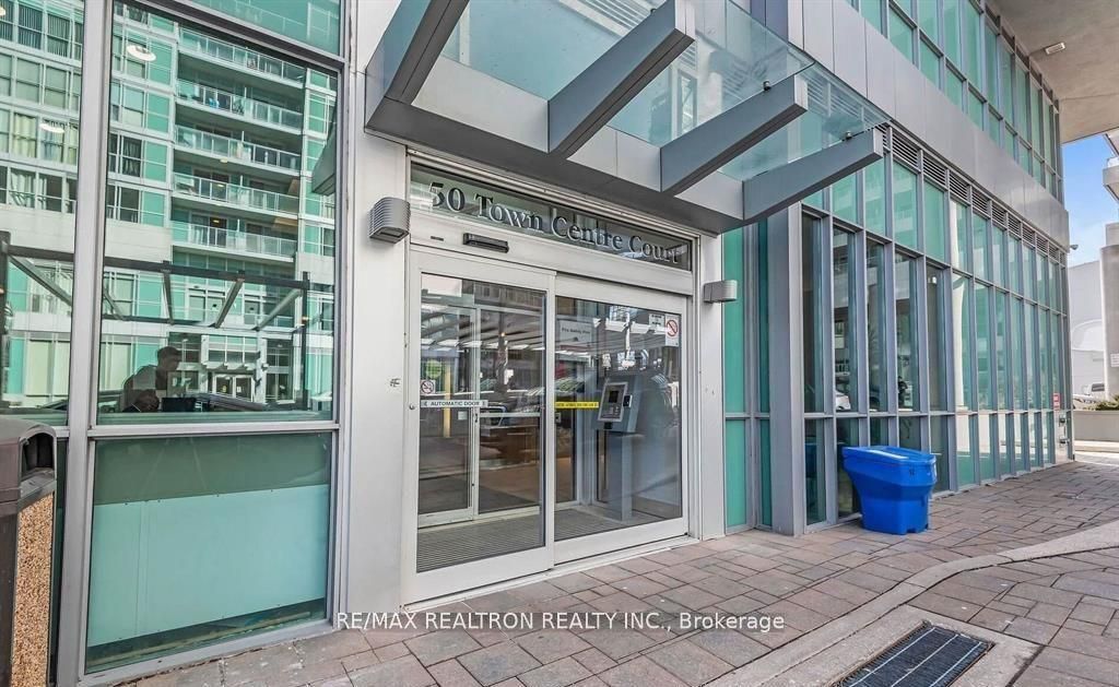 50 Town Centre Court 2206, Toronto, ON M1P 4Y7 photo 3