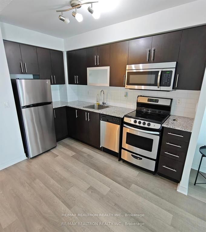 50 Town Centre Court 2206, Toronto, ON M1P 4Y7 photo 5
