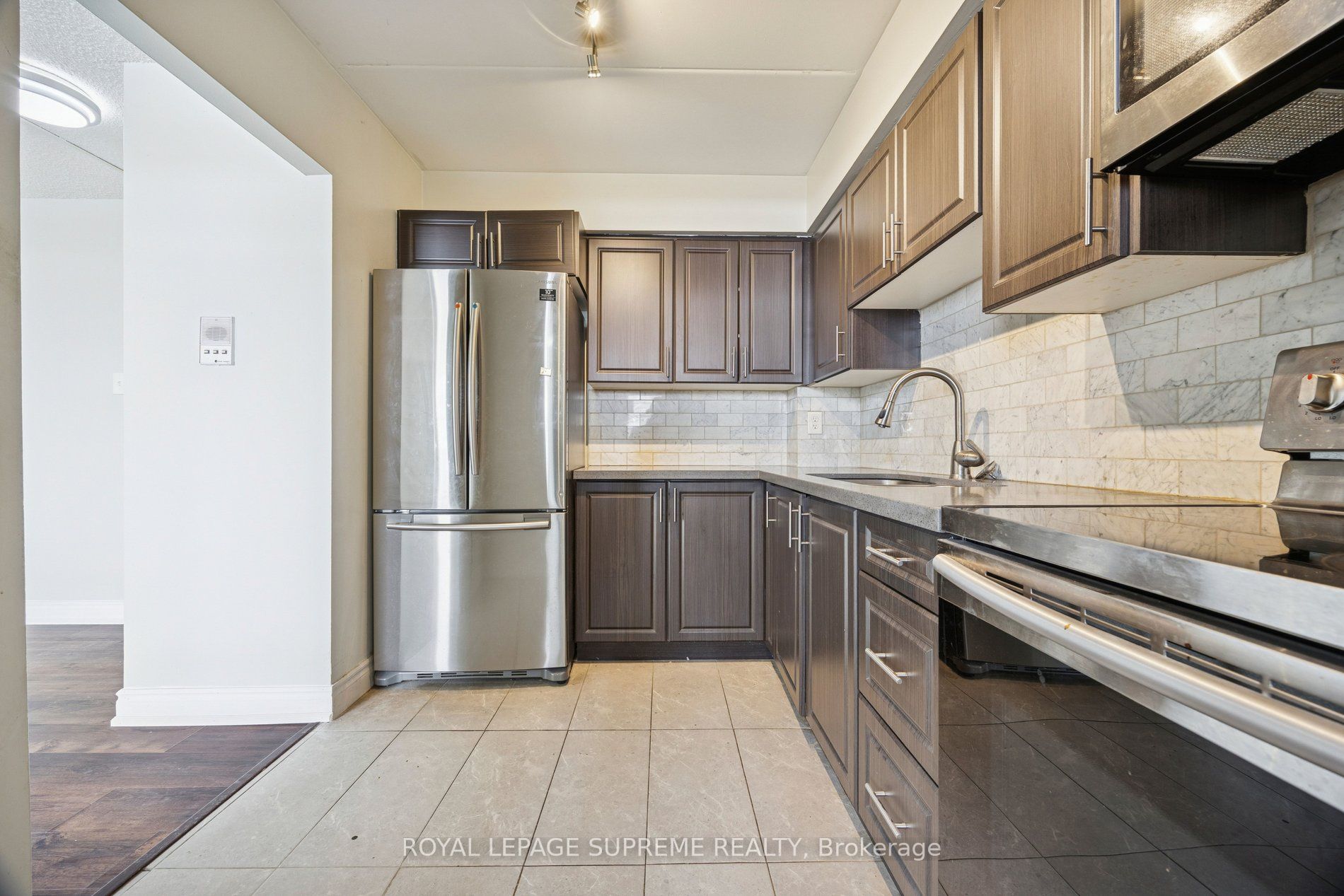 207 Galloway Road 704, Toronto, ON M1E 4X3 photo 3