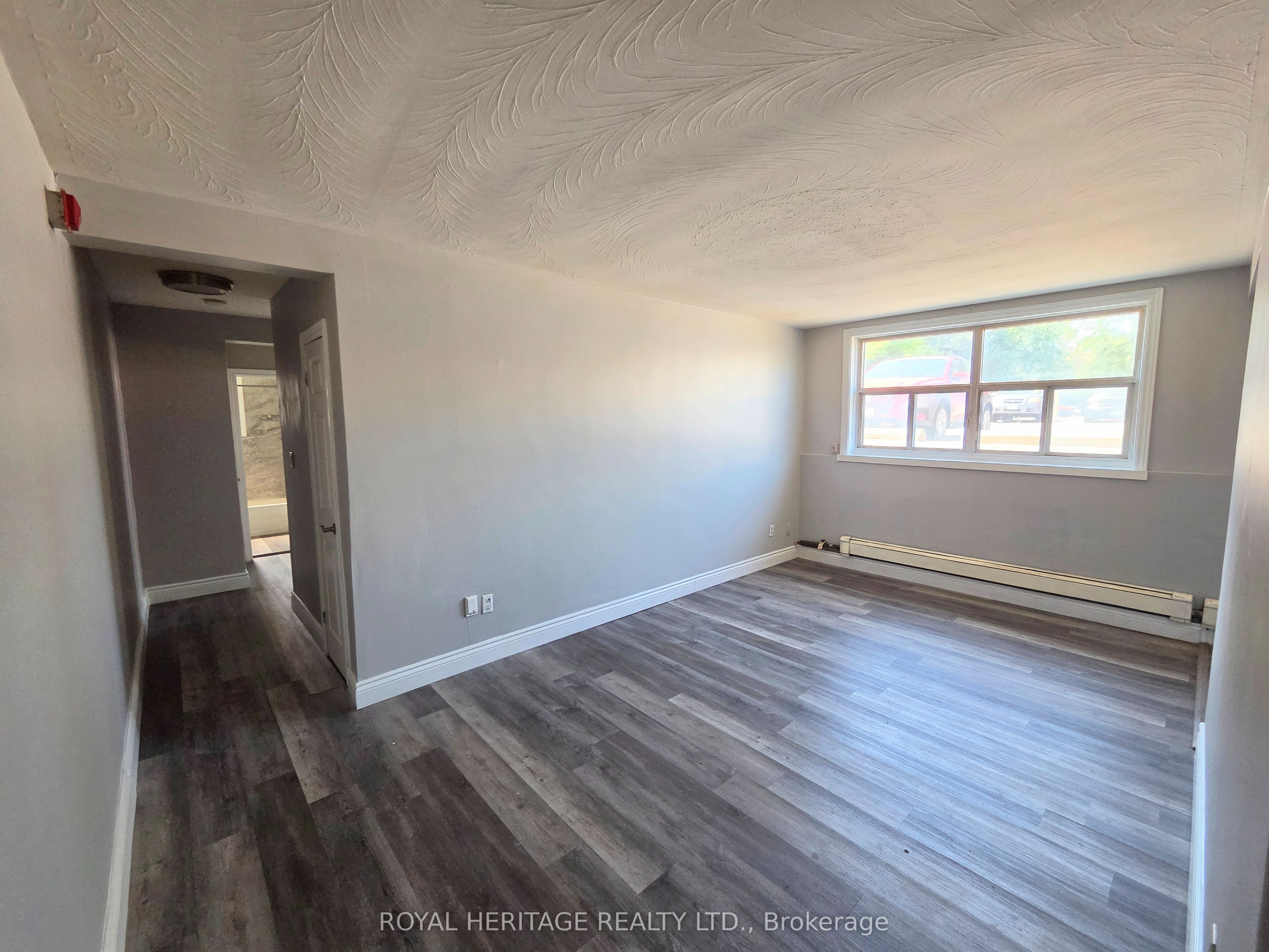 300 Montrave Avenue 4, Oshawa, ON L1J 4S2 photo 5