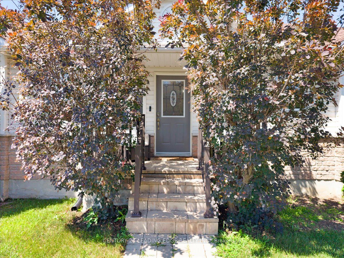 183 Eldad Drive, Clarington, ON L1C 5J3 photo 3