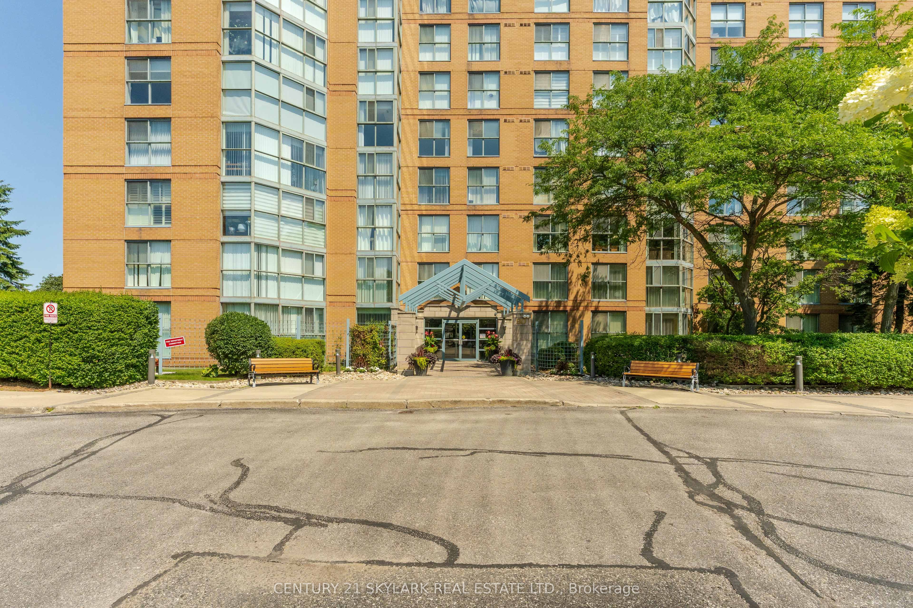 90 Dale Avenue 701, Toronto, ON M1J 3N4