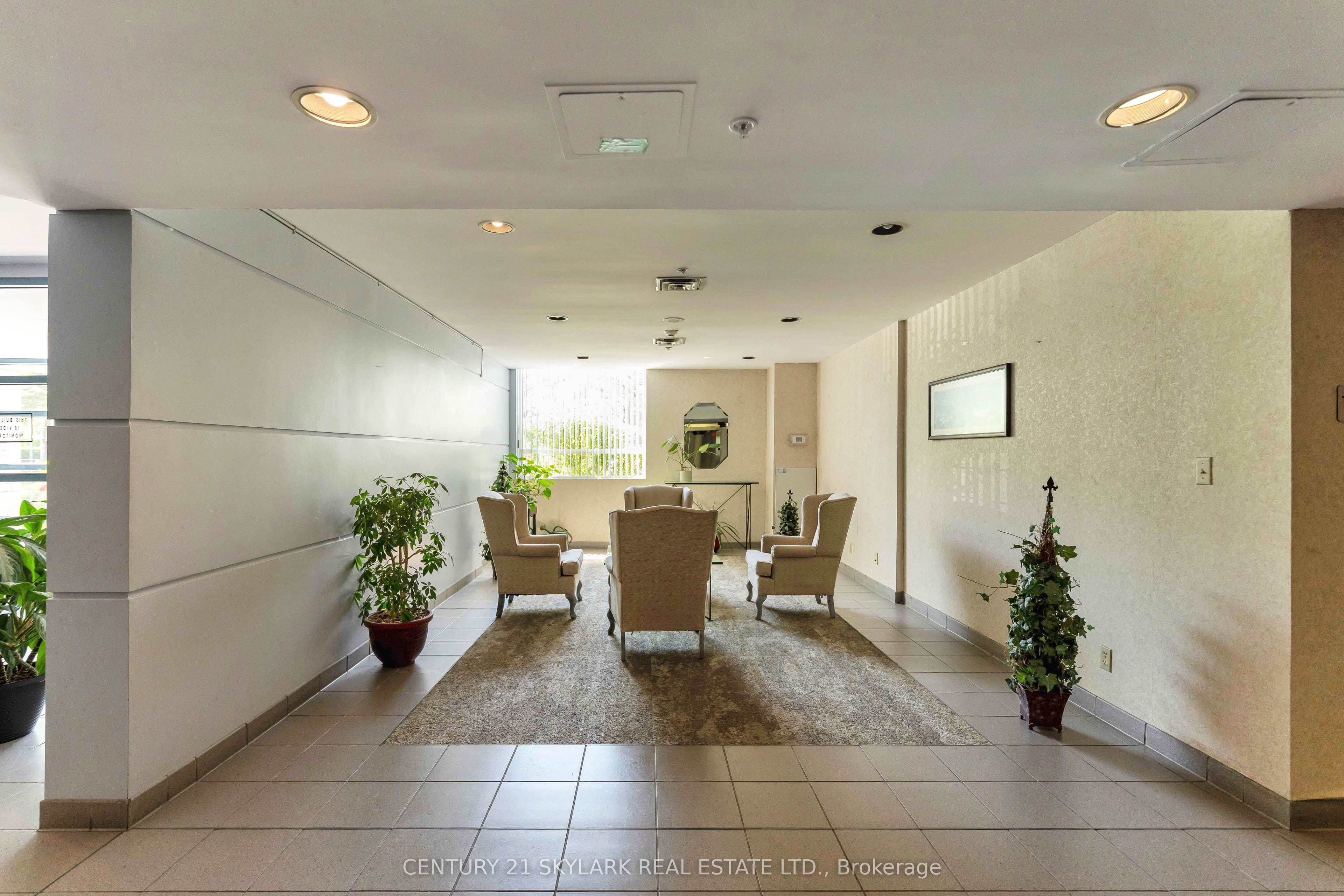90 Dale Avenue 701, Toronto, ON M1J 3N4 photo 4