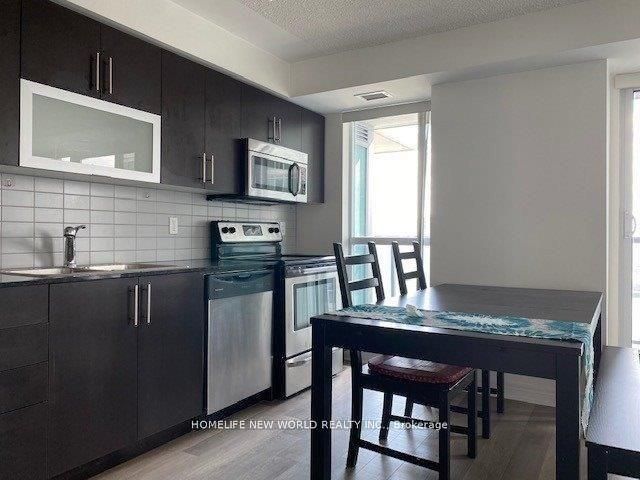 50 Town Centre Court 1704, Toronto, ON M1P 0A9 photo 4