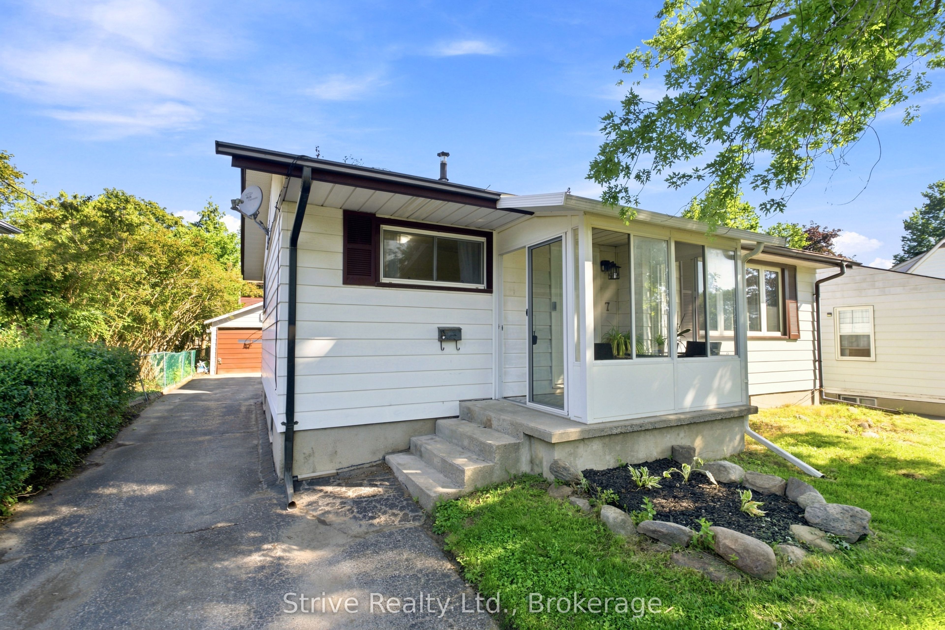 7 Admiral Road, Ajax, ON L1S 2N8 photo 4