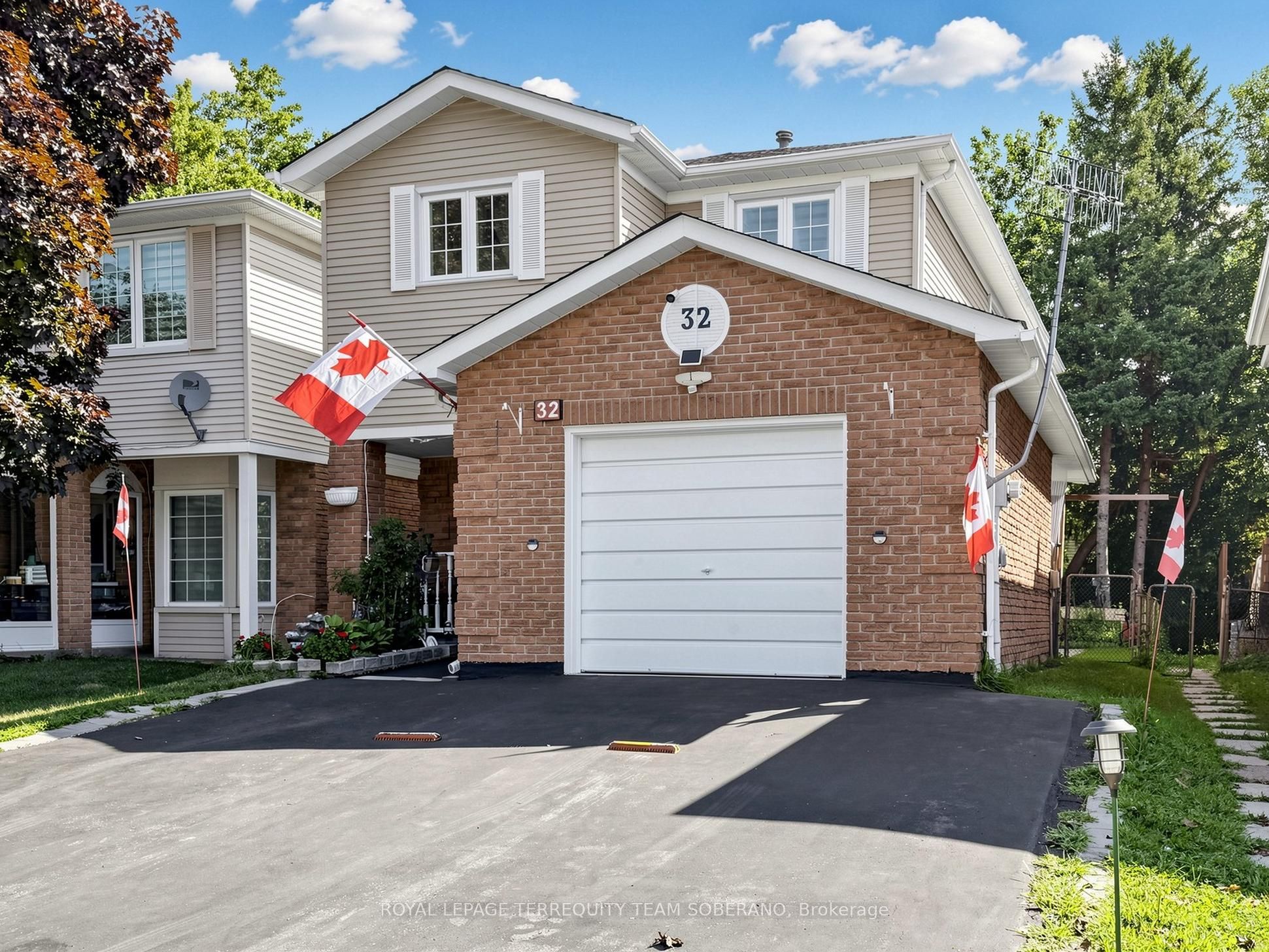 32 Rotary Drive, Toronto, ON M1B 2J1 photo 2