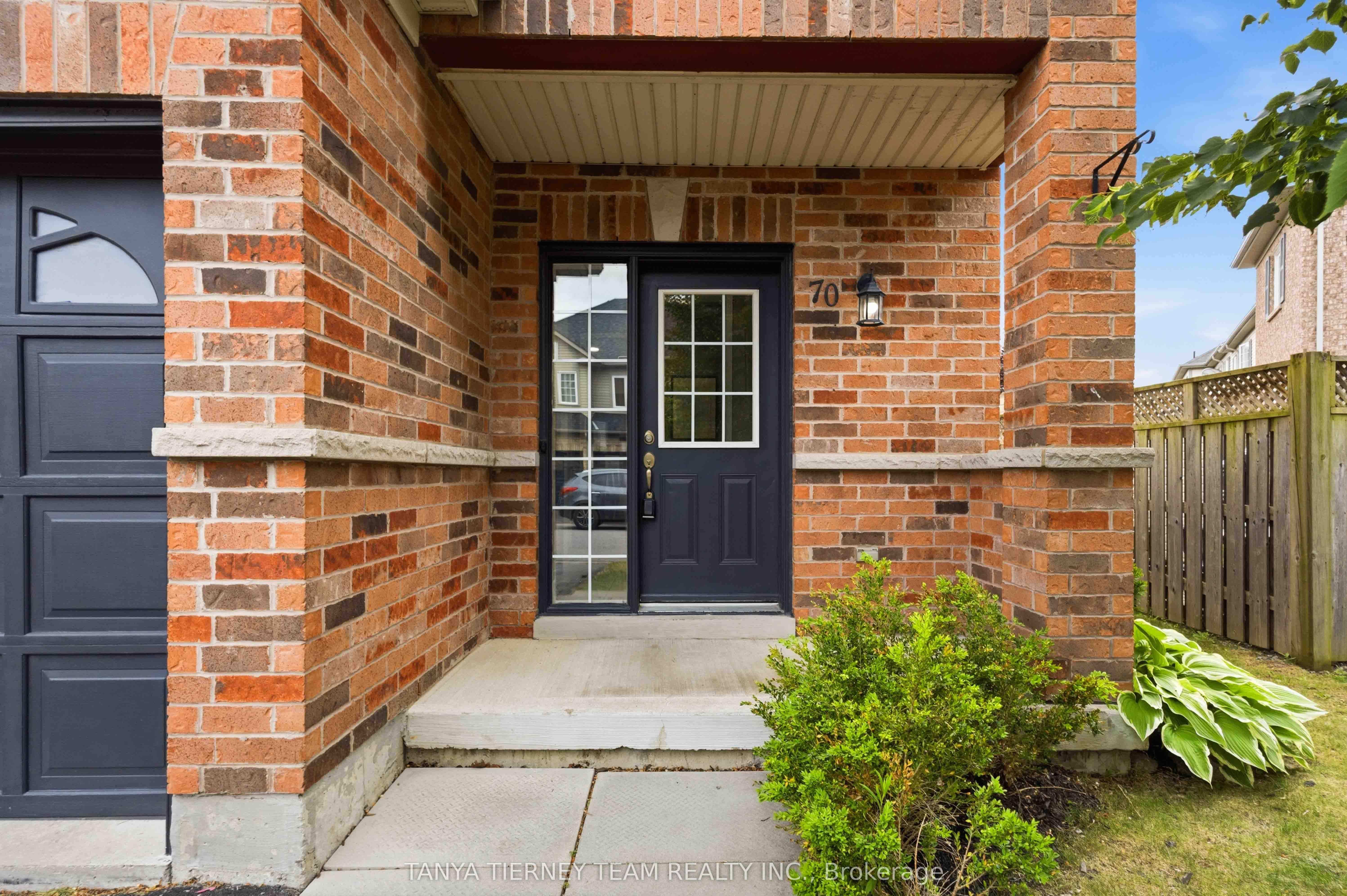 70 Tempo Way, Whitby, ON L1M 1B7 photo 3