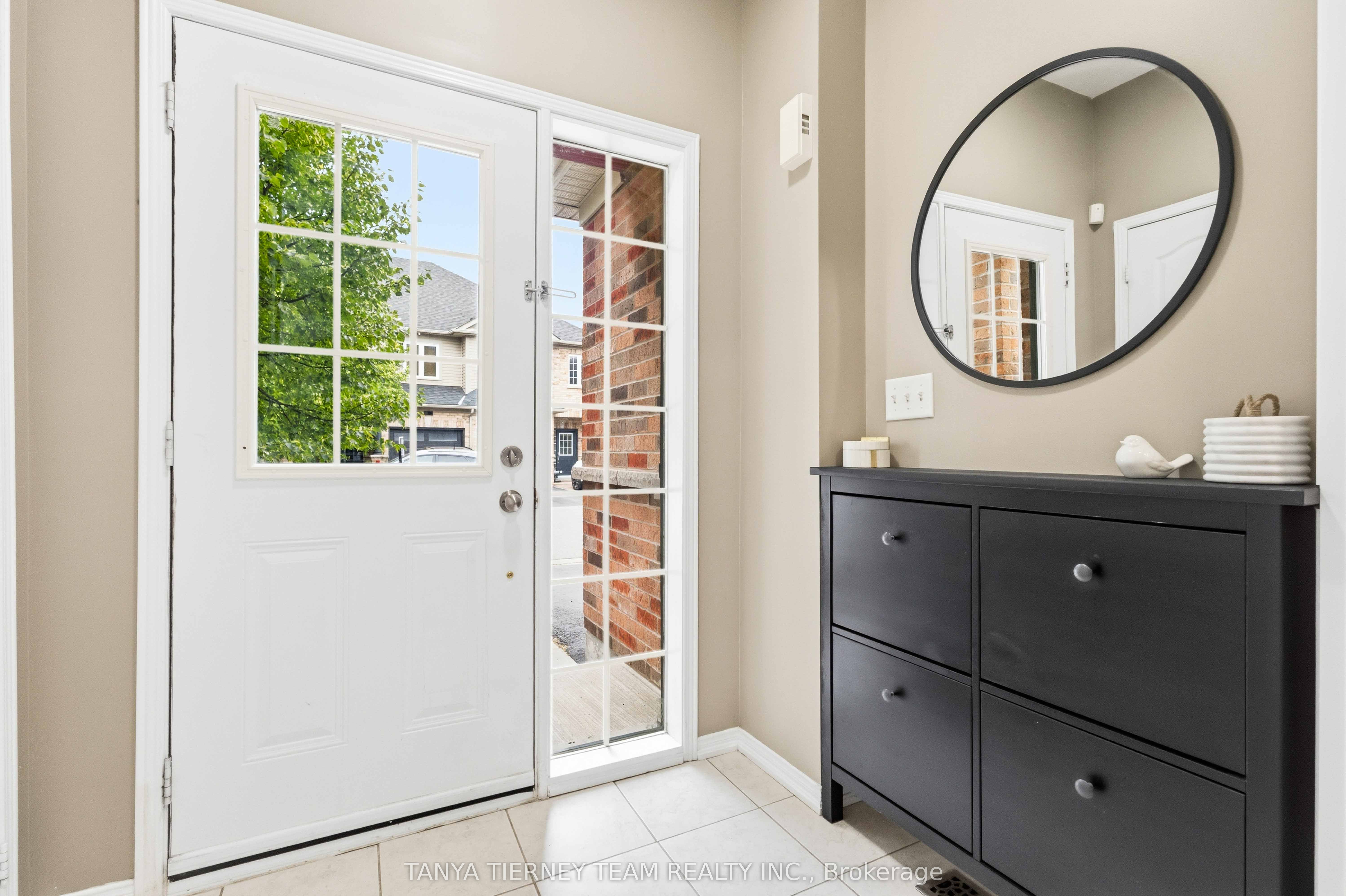 70 Tempo Way, Whitby, ON L1M 1B7 photo 4