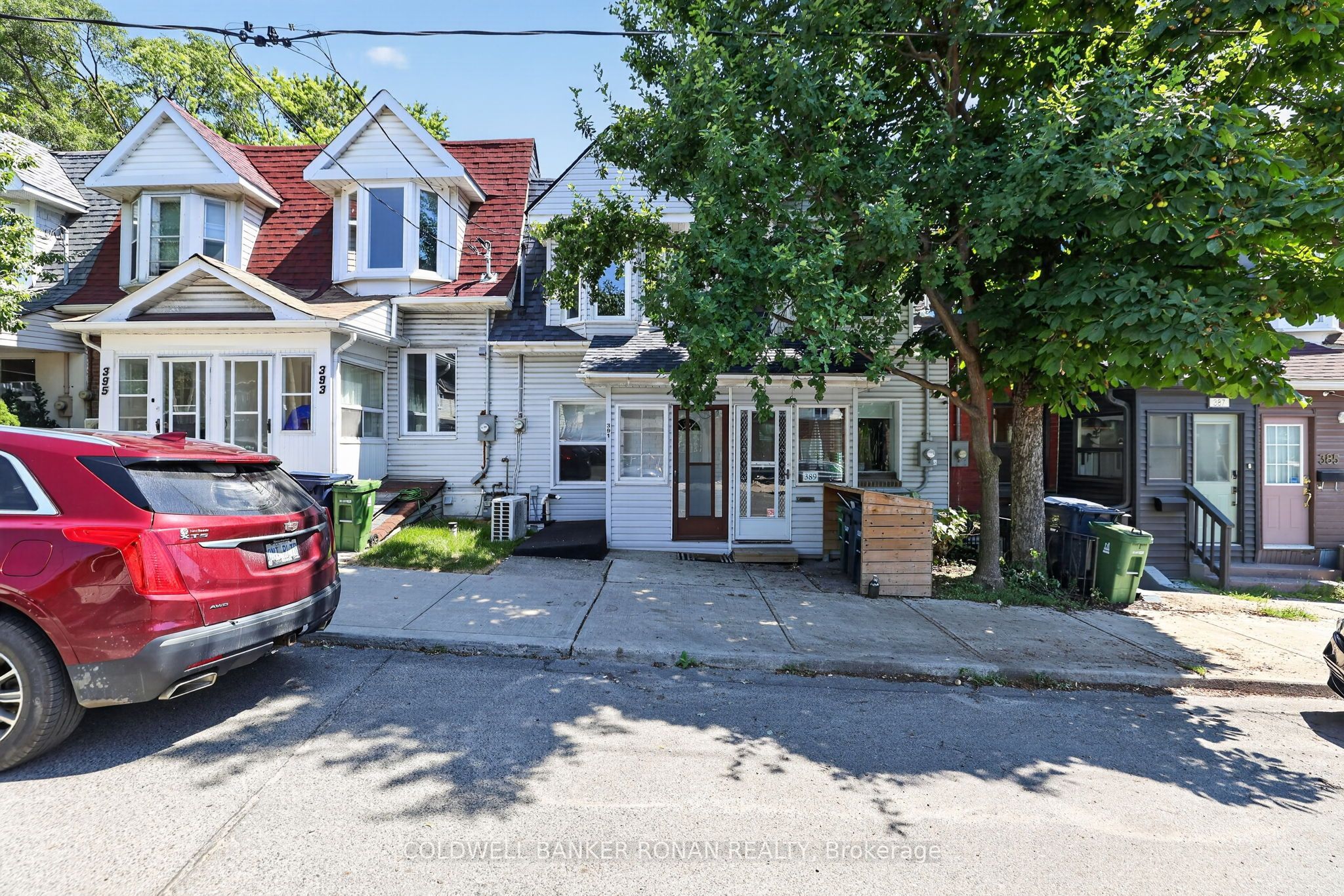 391 Jones Avenue, Toronto, ON M4J 3G5 photo 2