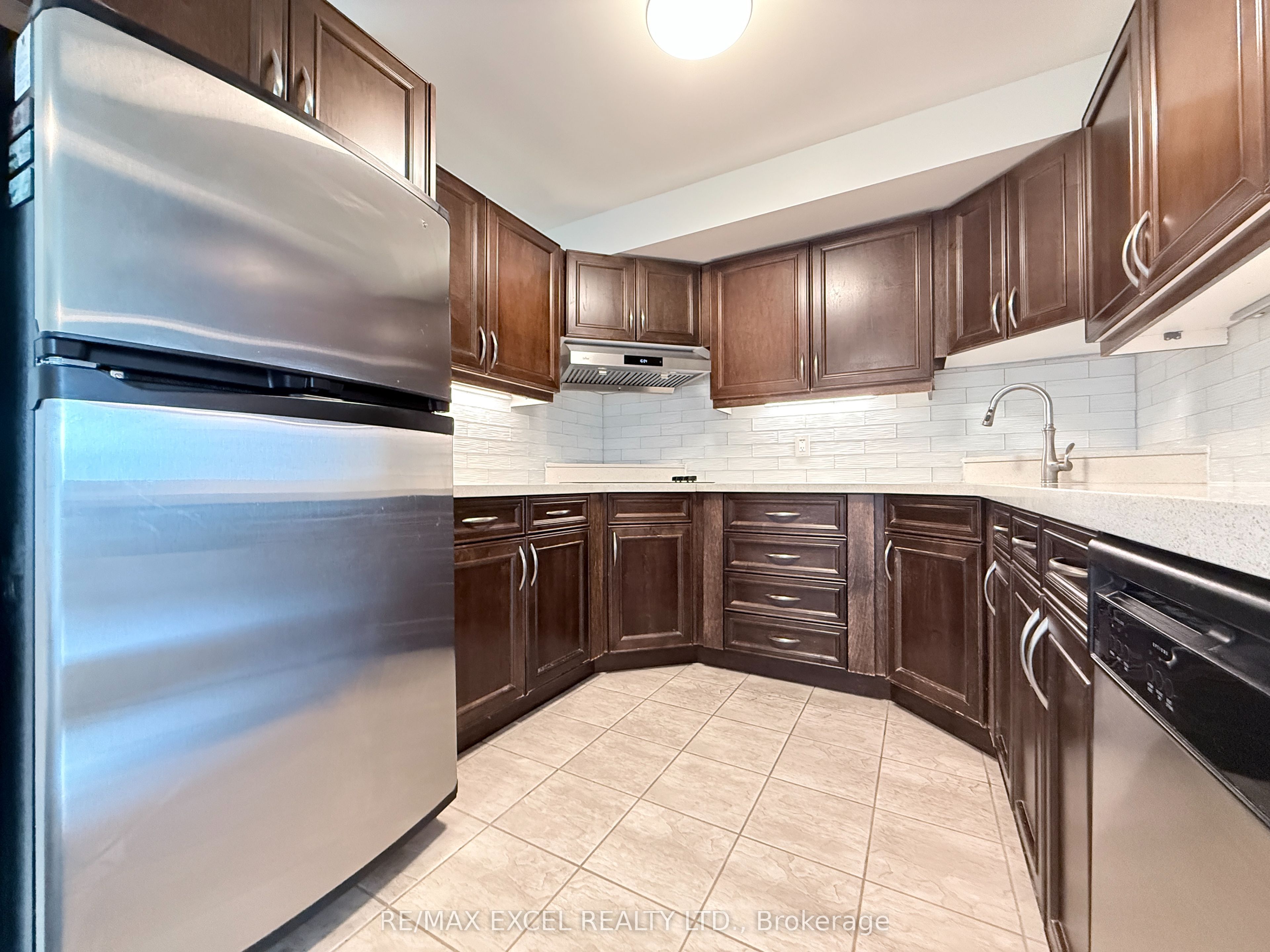 2020 Mcnicoll Avenue 607, Toronto, ON M1V 0B5 photo 3