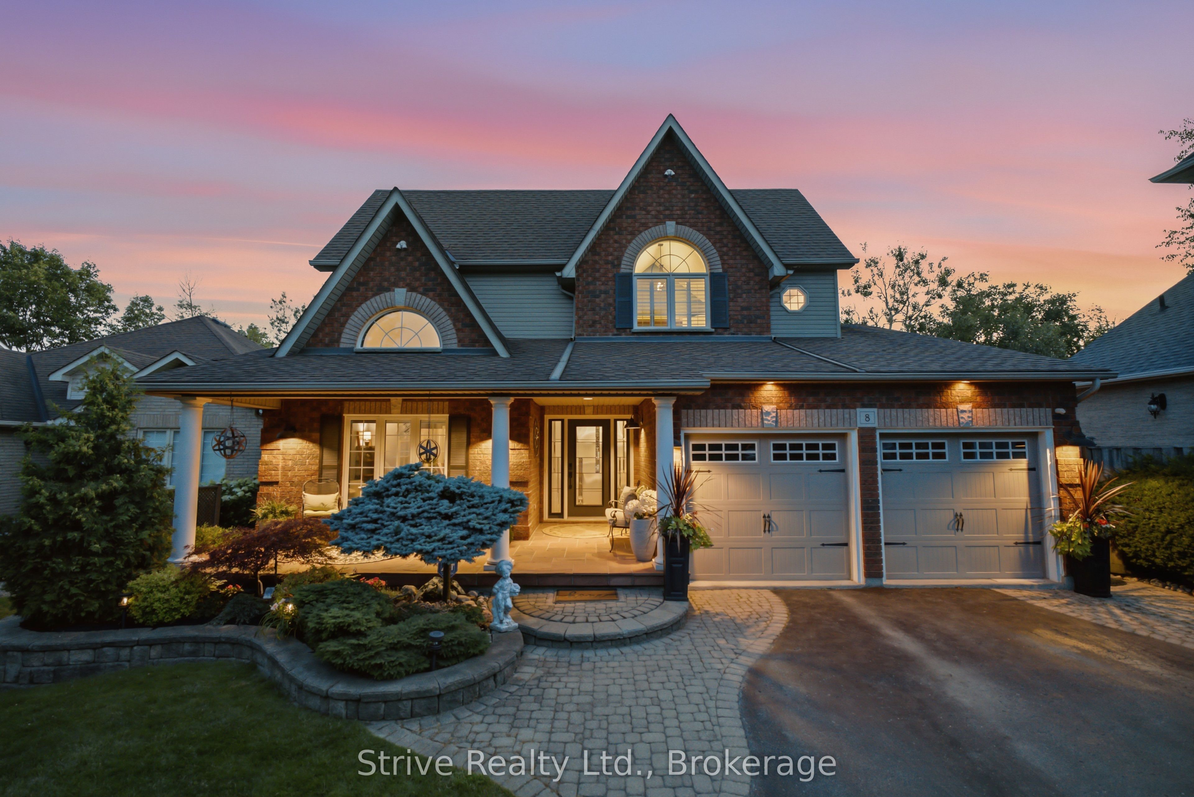 8 Rowland Court, Clarington, ON L1E 1Z8