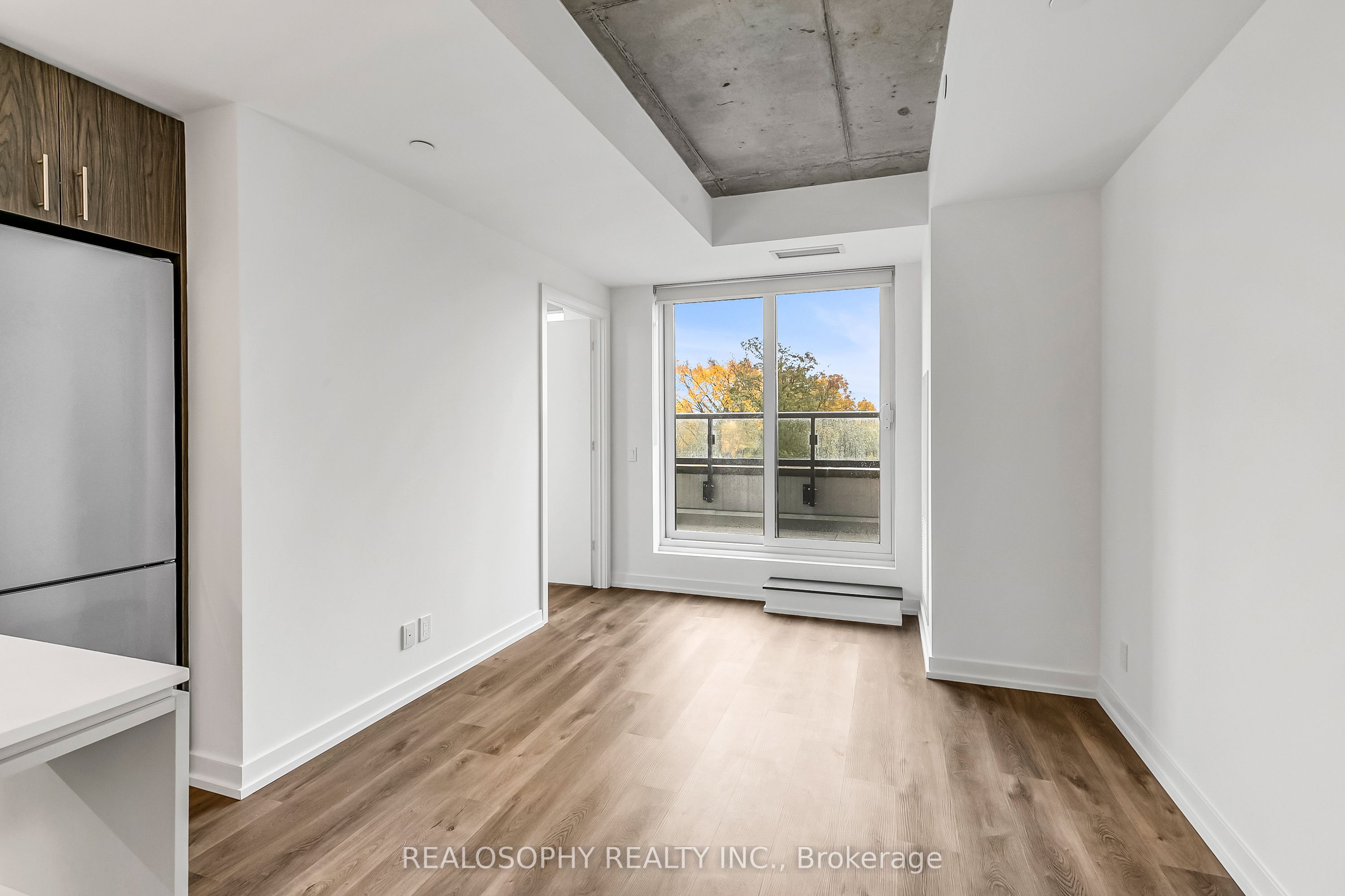 115 Larchmount Avenue 509, Toronto, ON M4M 2Y6 photo 4