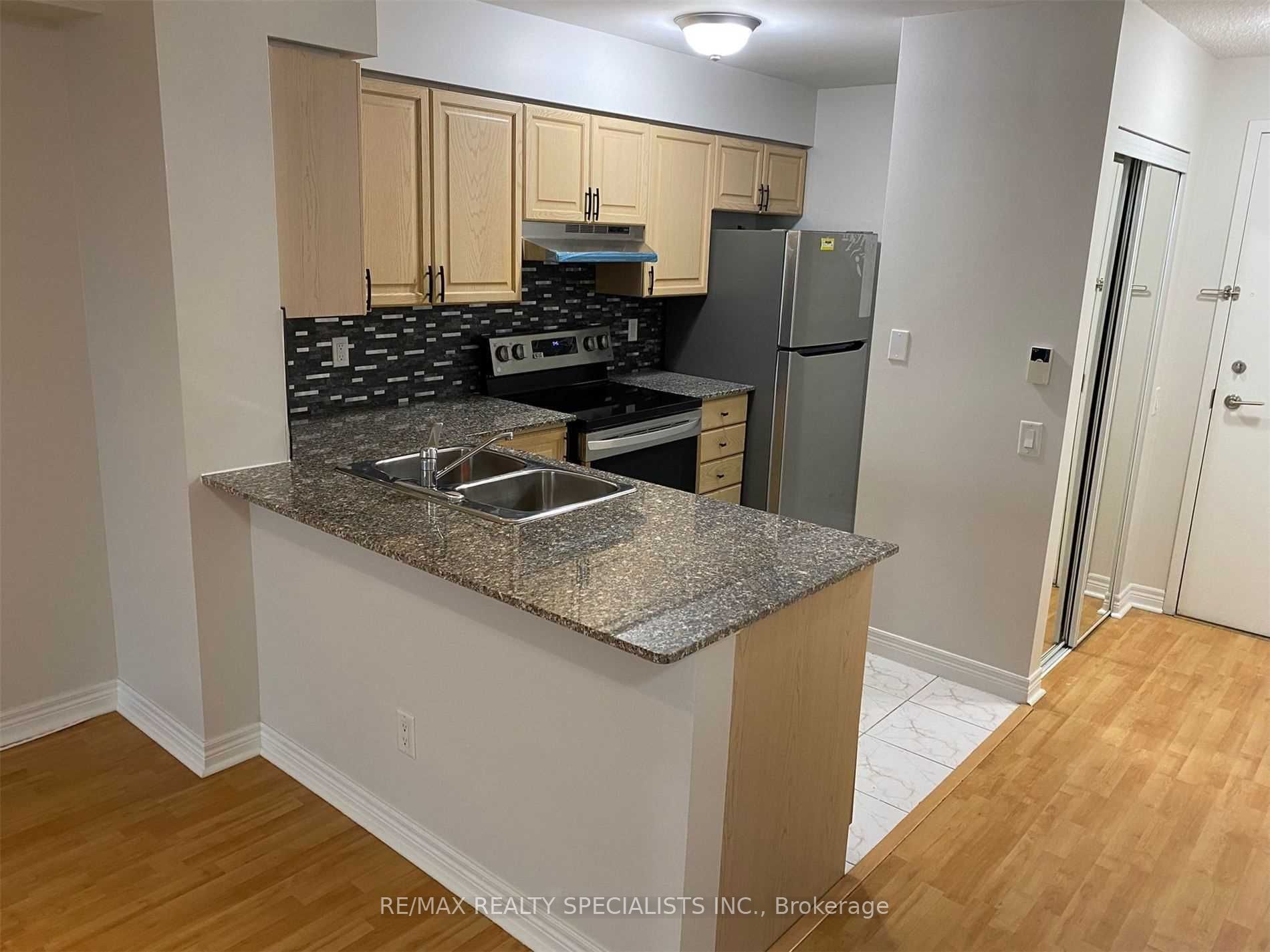 83 Borough Drive 1001, Toronto, ON M1P 5E4 photo 3