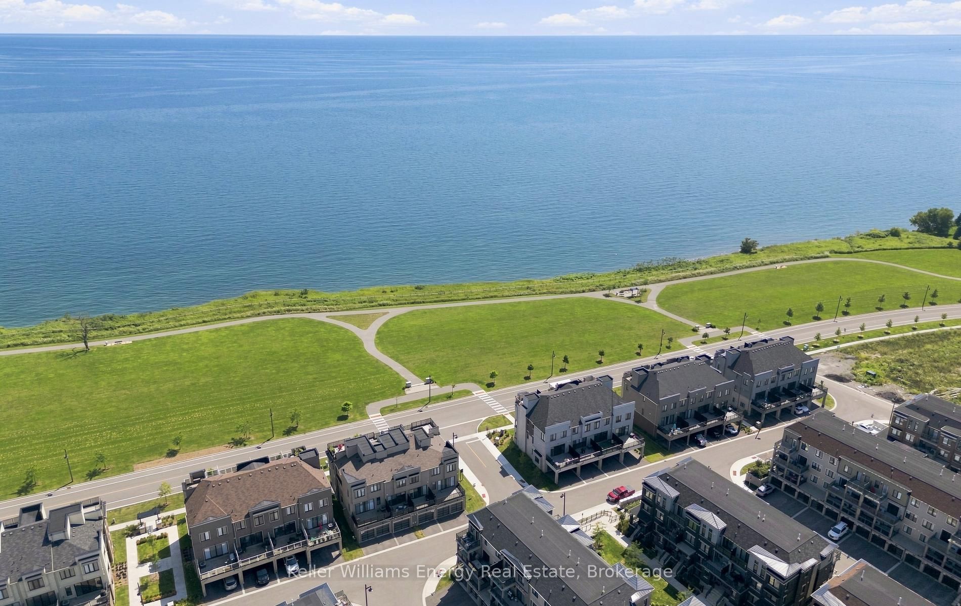 18C Lookout Drive, Clarington, ON L1C 7G1 photo 2