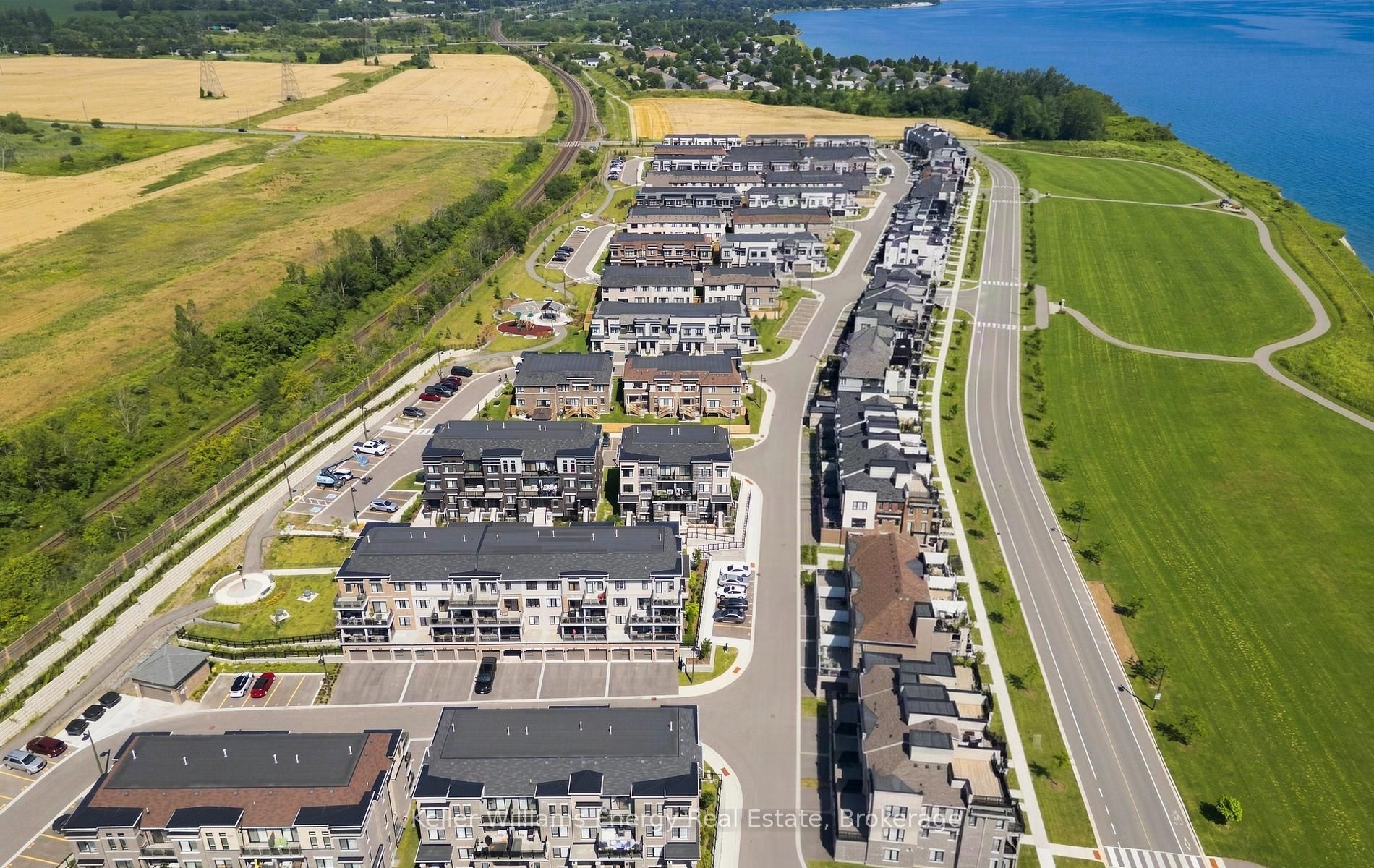 18C Lookout Drive, Clarington, ON L1C 7G1 photo 4