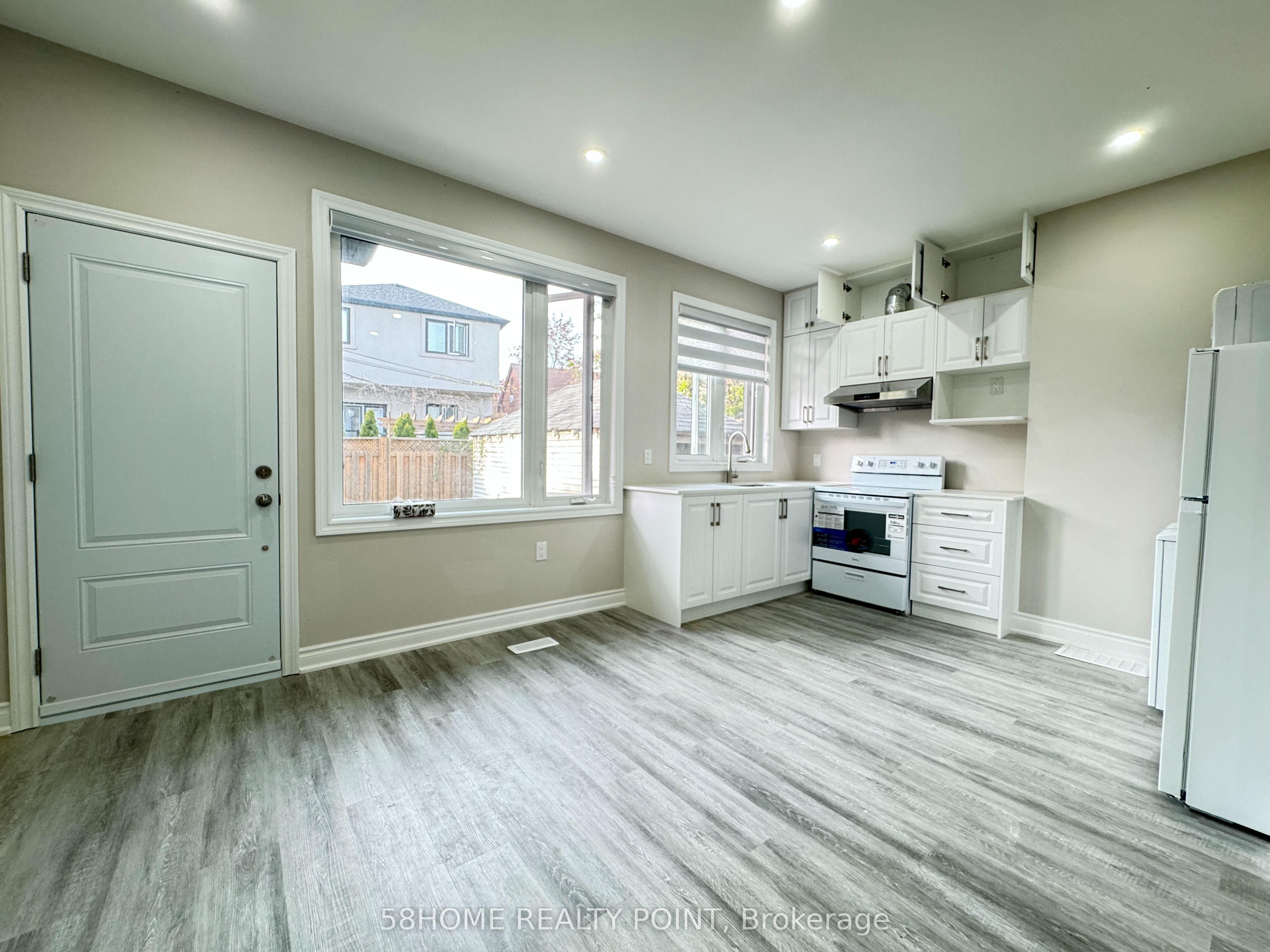 374 O'connor Drive 3, Toronto, ON M4J 2V7 photo 4