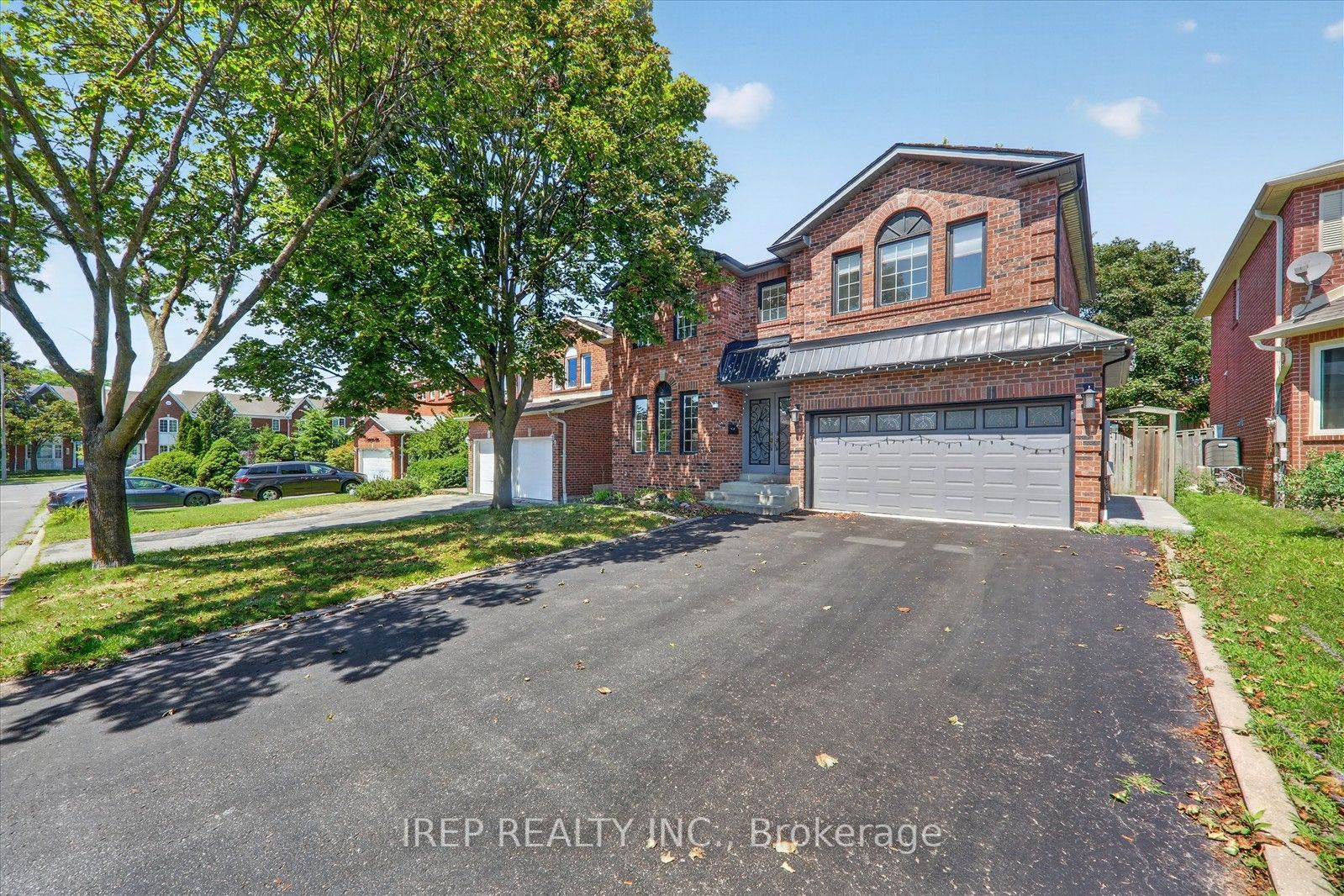6 Carmichael Drive, Whitby, ON L1N 9A4 photo 3