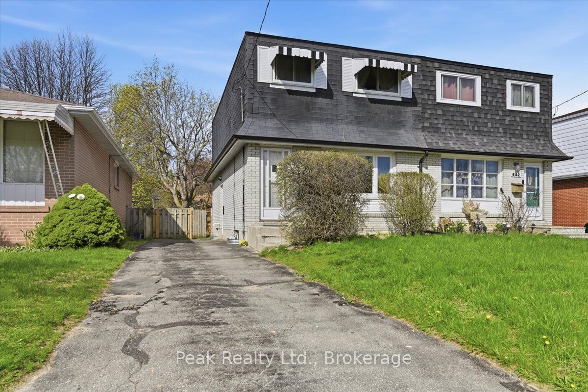 644 Perry Crescent, Oshawa, ON L1J 2E3 photo 3