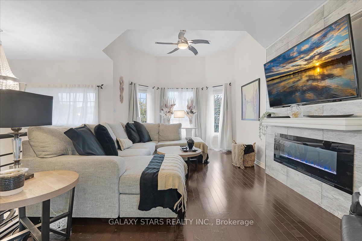 888 Oberland Drive, Oshawa, ON L1K 2M2 photo 5