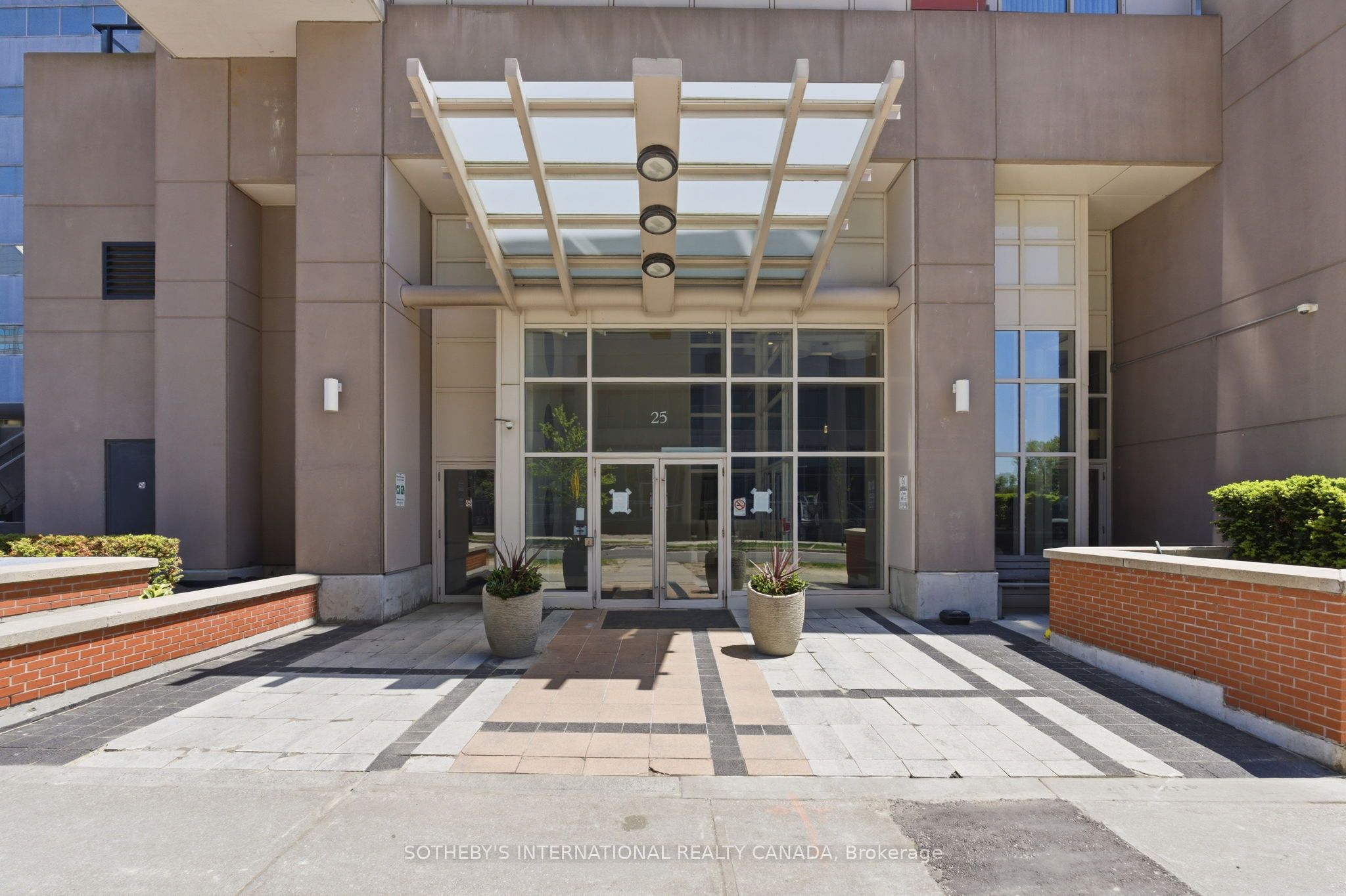 25 Town Centre Court 3208, Toronto, ON M1P 0B4 photo 2