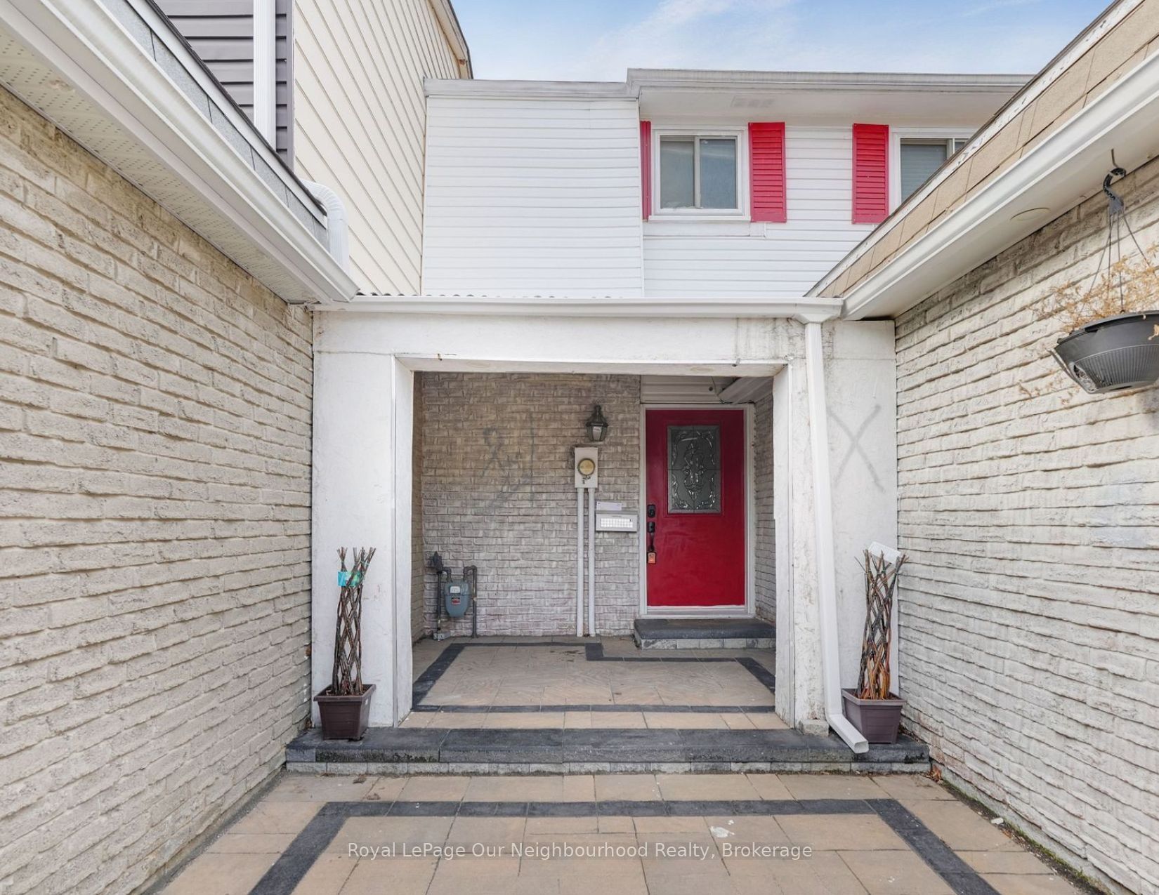 1669 Alwin Circle, Pickering, ON L1V 2W1 photo 2